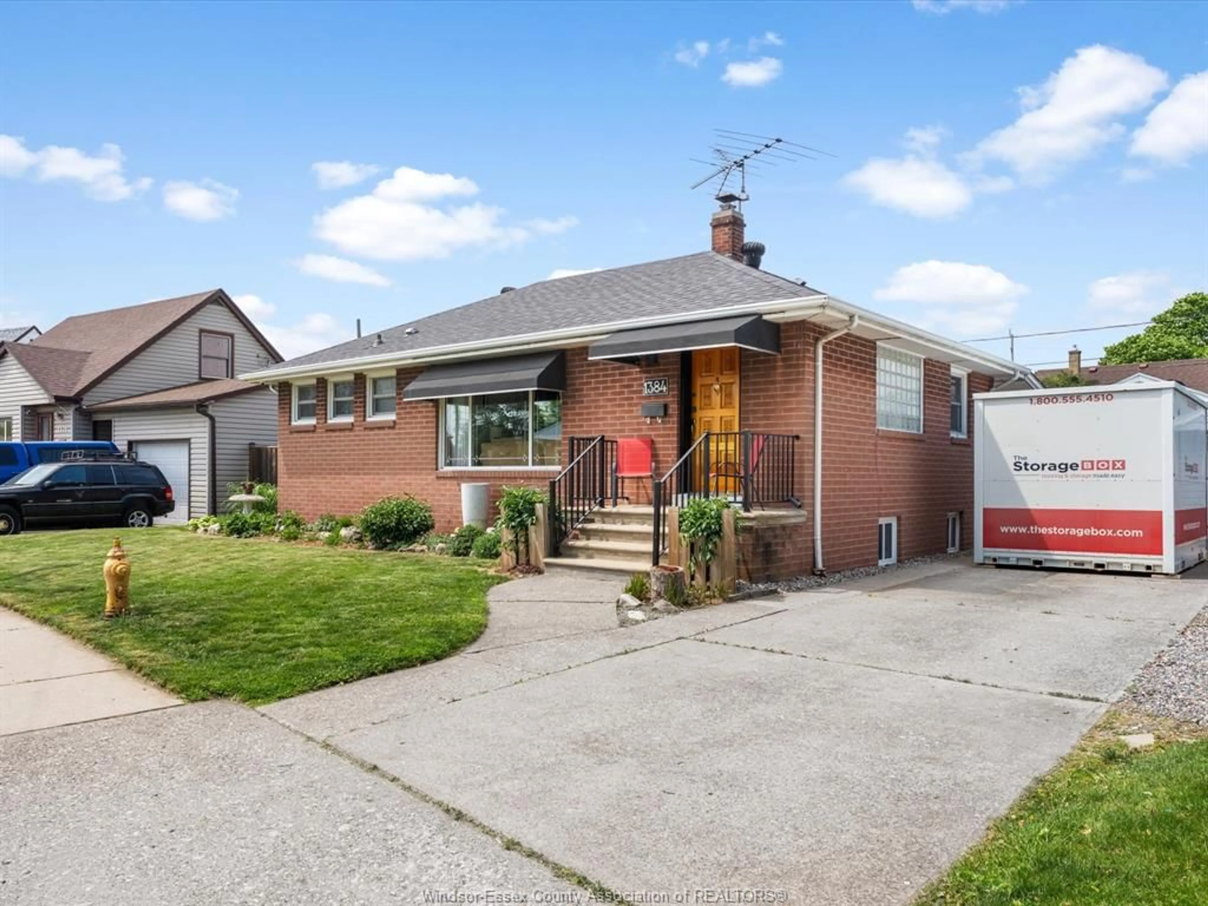 Home with brick exterior material, street for 1384 GRANVILLE Cres, Windsor Ontario N9C 3N8