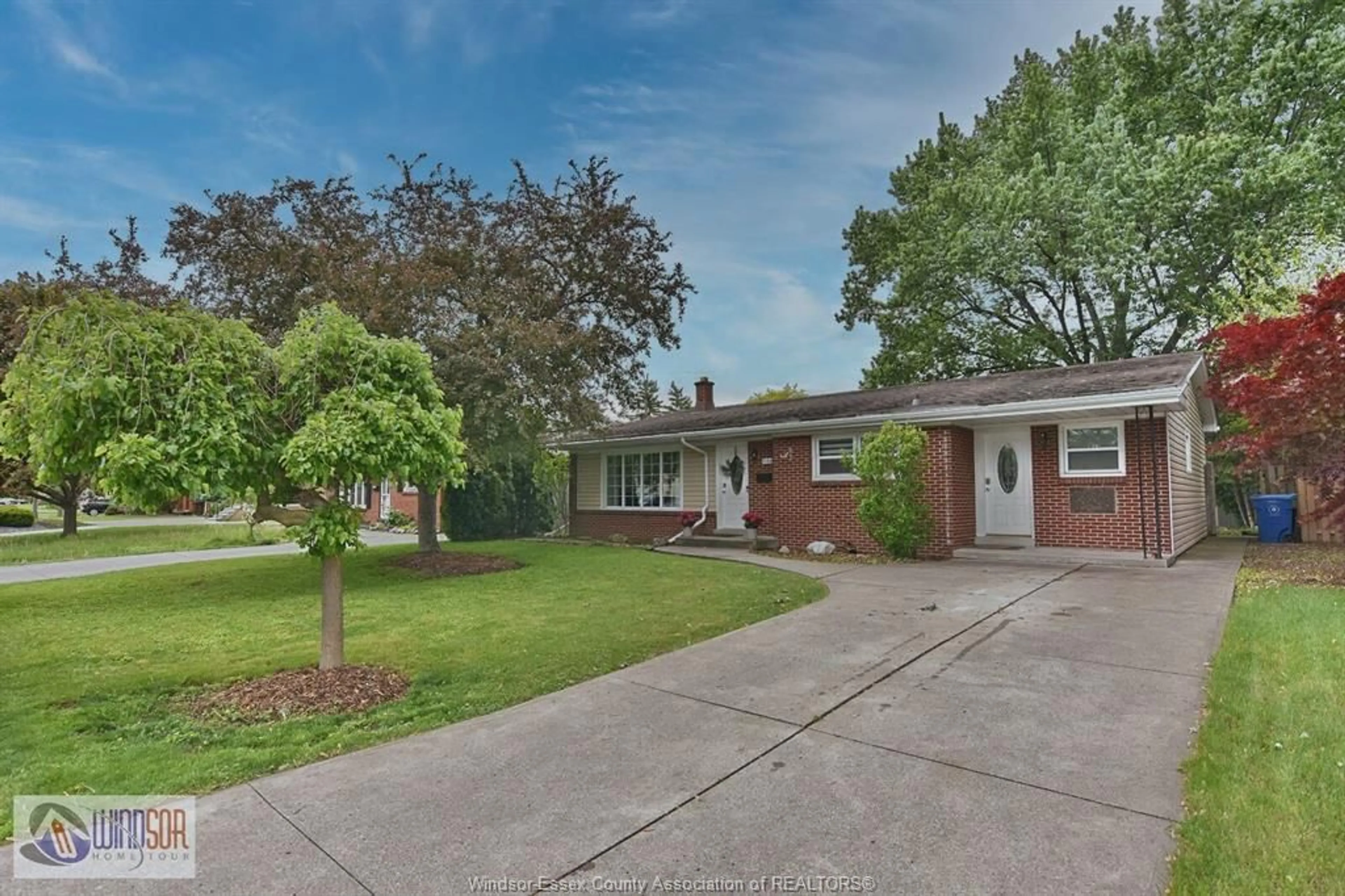 Unknown for 3165 VIRGINIA PARK Ave, Windsor Ontario N9E 2C1