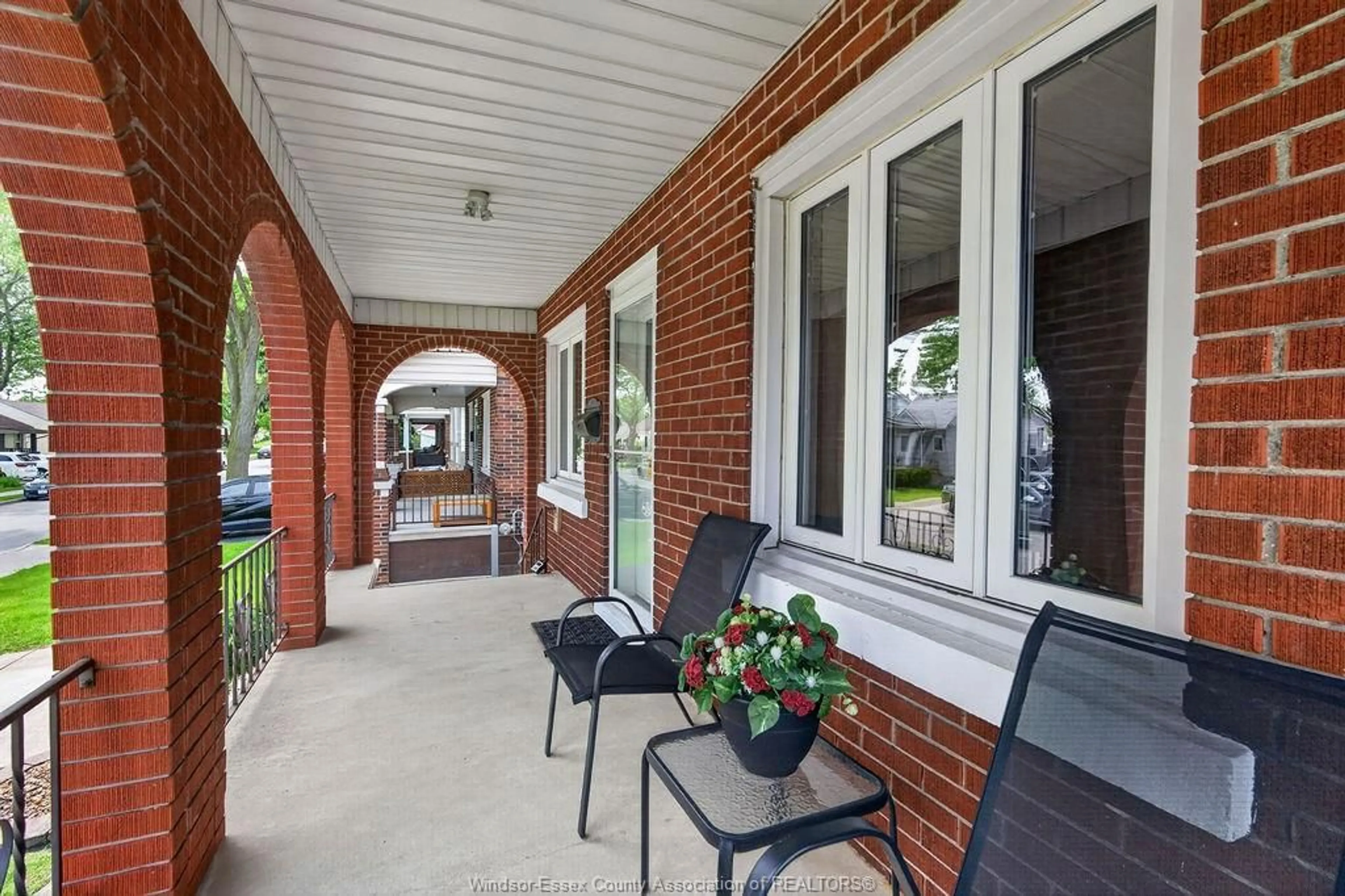 Unknown for 1191 MCKAY Ave, Windsor Ontario N9B 2A8