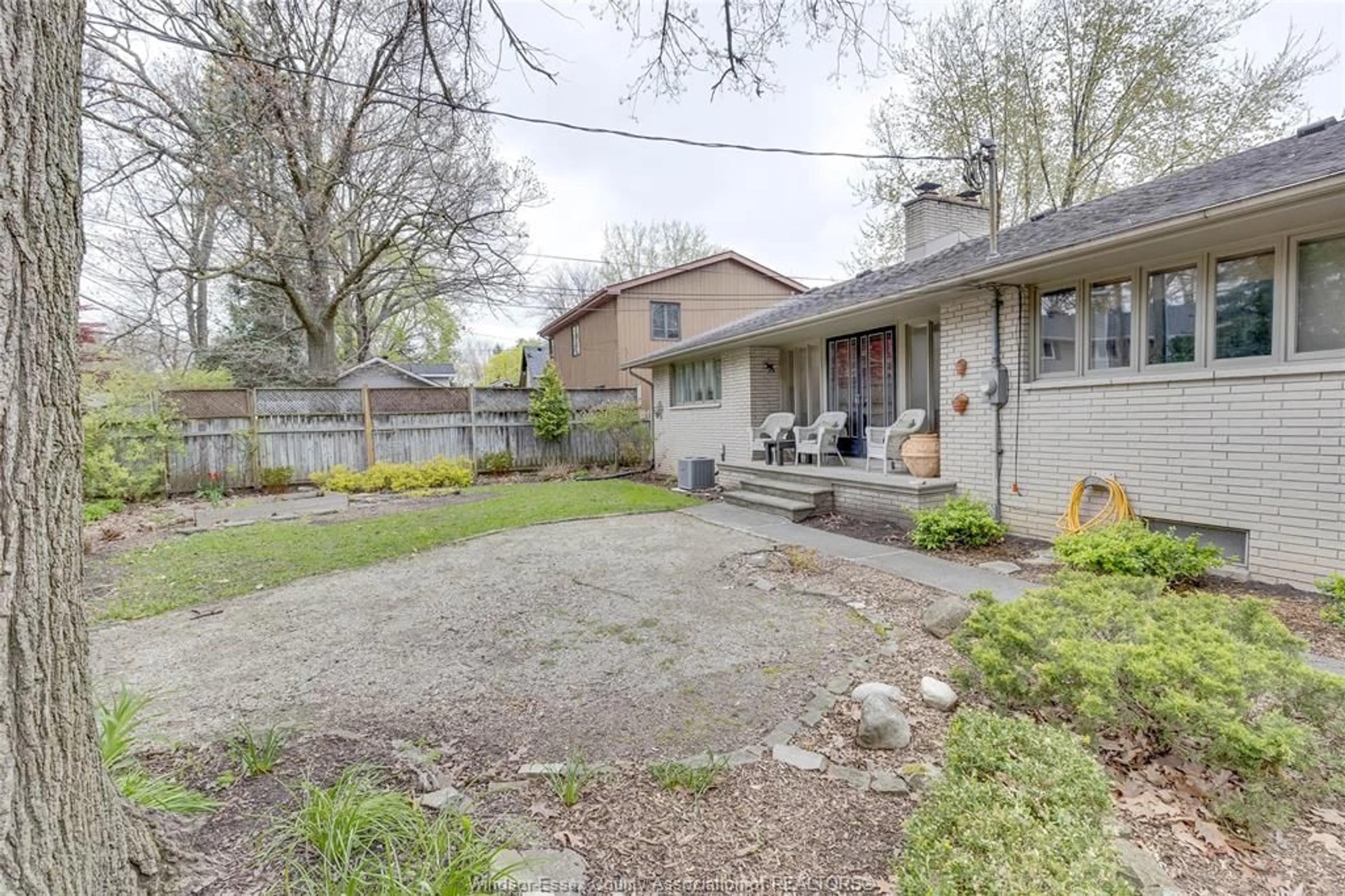 Patio, street for 3375 RANKIN, Windsor Ontario N0E 3C2
