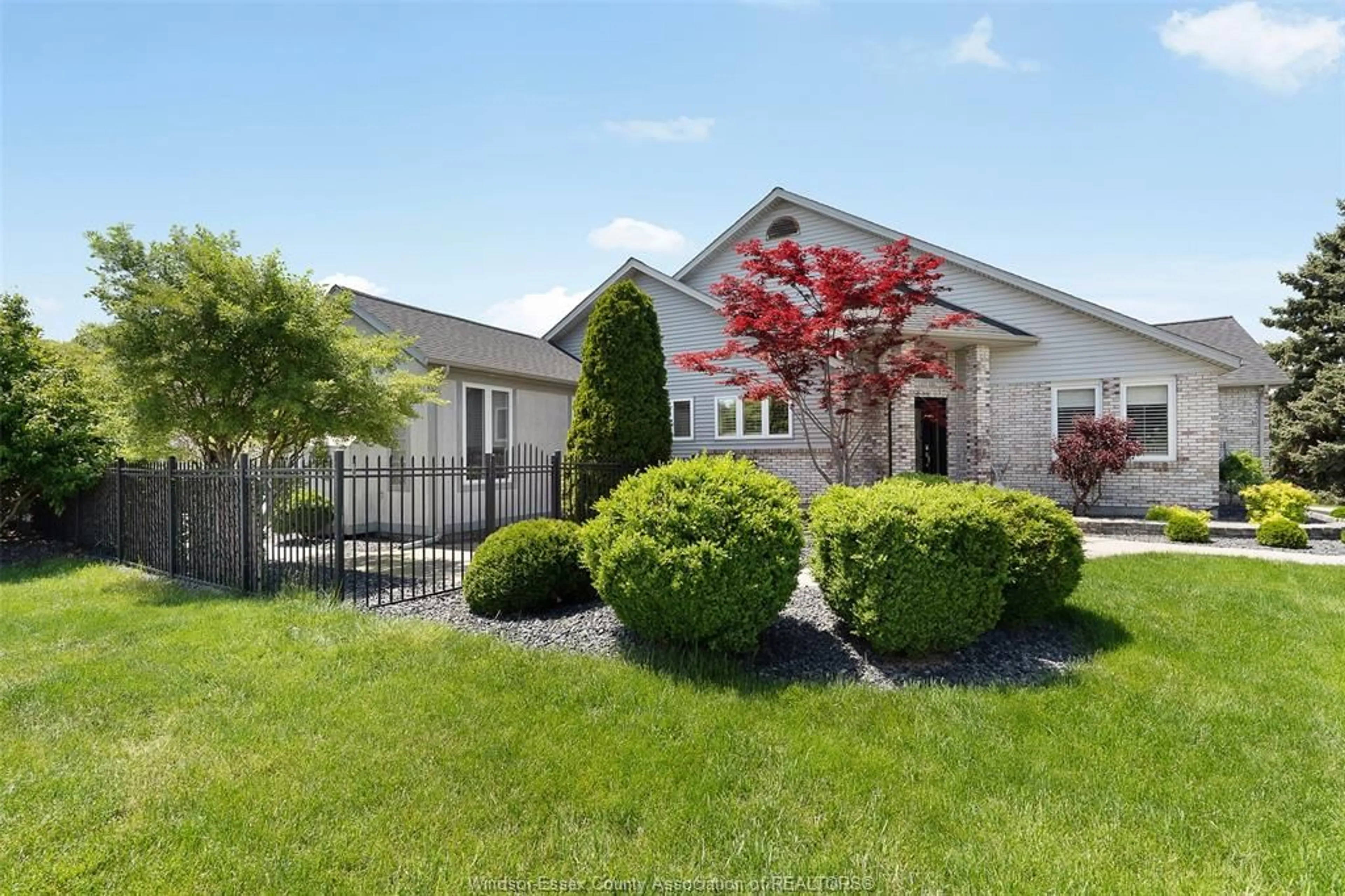 Unknown for 635 BRENDA Cres, Tecumseh Ontario N8N 4P4