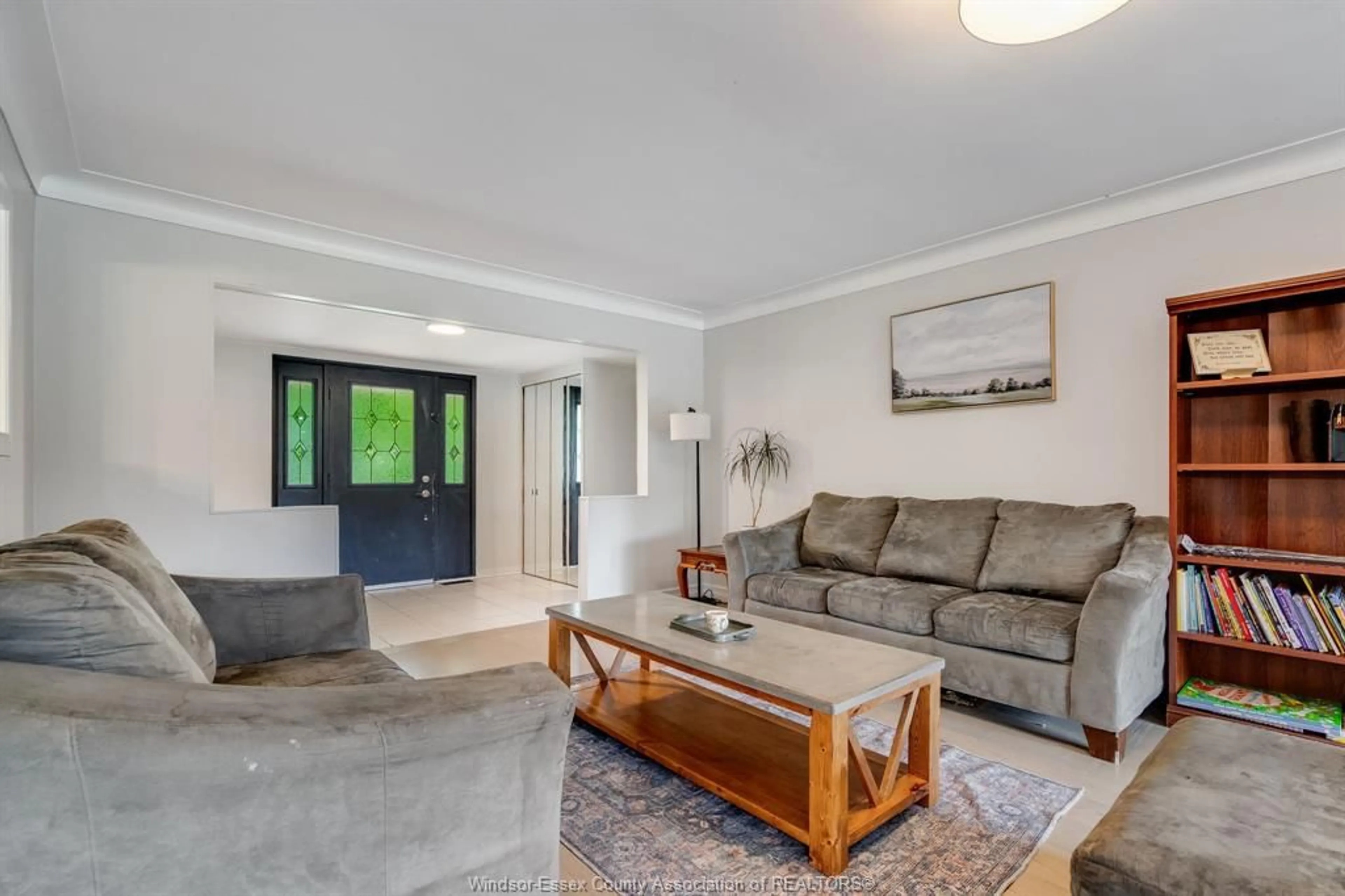Living room with furniture, unknown for 52 Robinson St, Wheatley Ontario N0P 2P0
