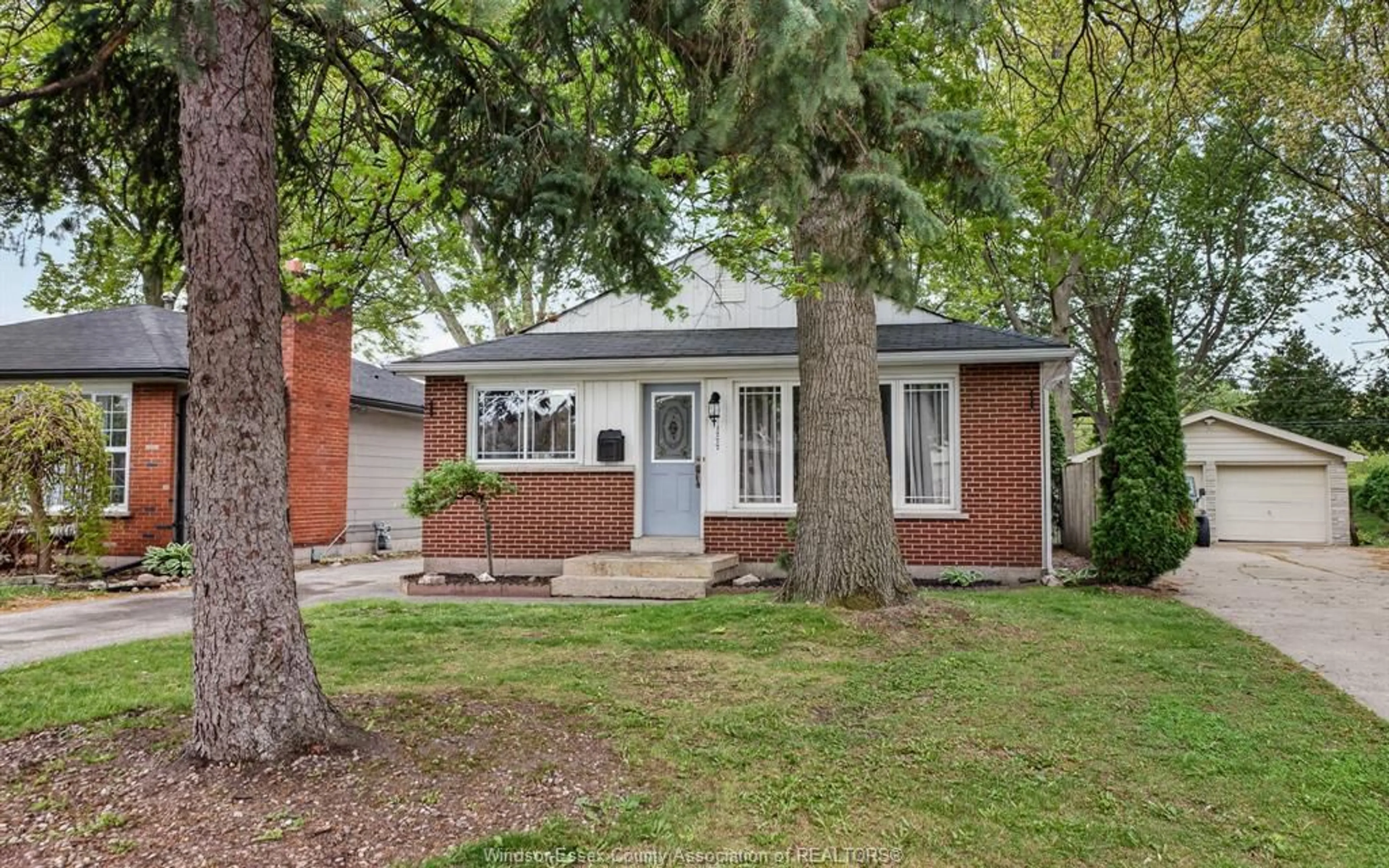 Home with brick exterior material, street for 1777 SUN VALLEY, Windsor Ontario N9C 3R1