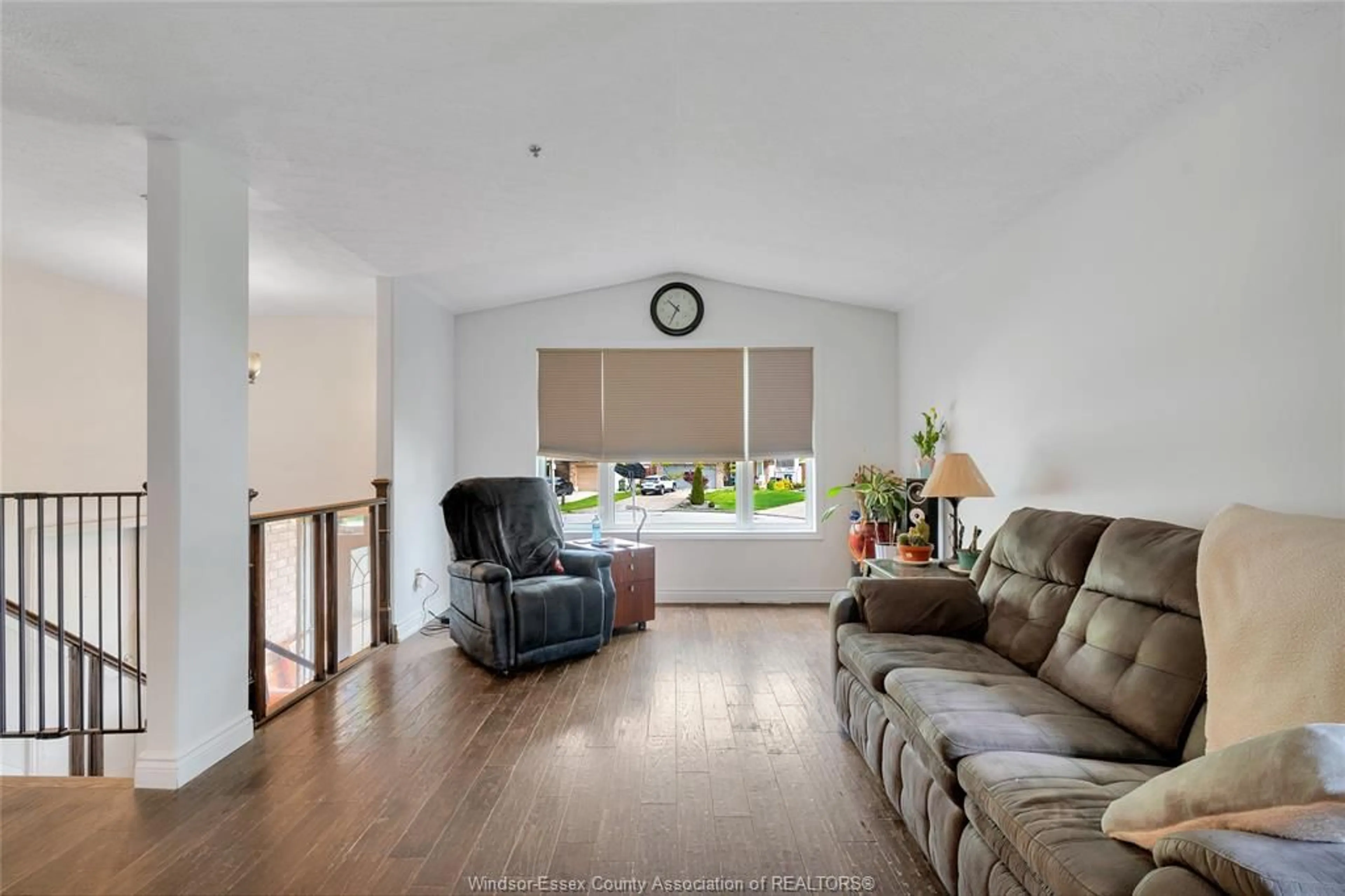 Living room with furniture, unknown for 3850 ACORN, Windsor Ontario N8W 5R5