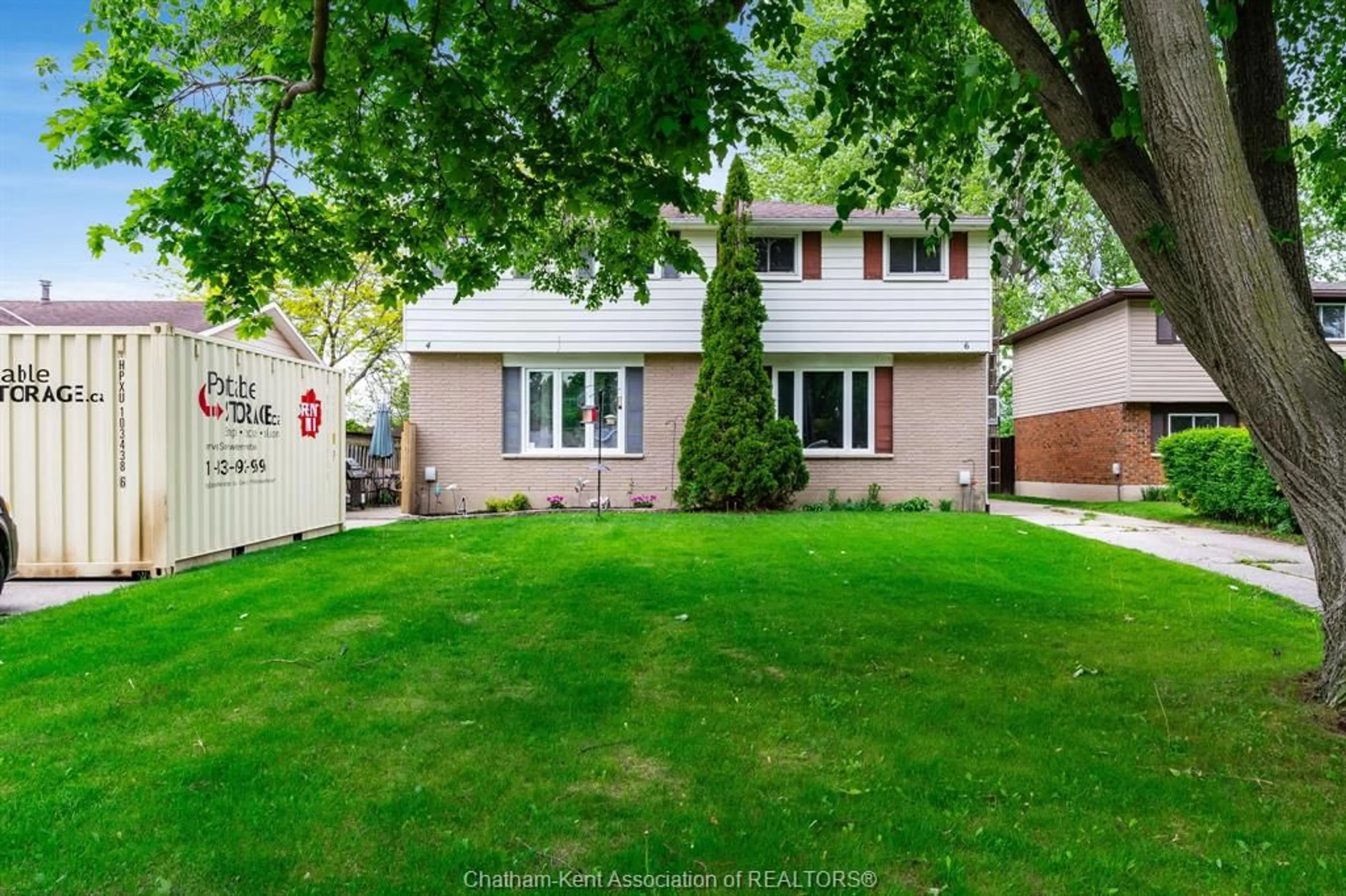 Unknown for 4 Donalda Dr, Chatham Ontario N7L 4J5