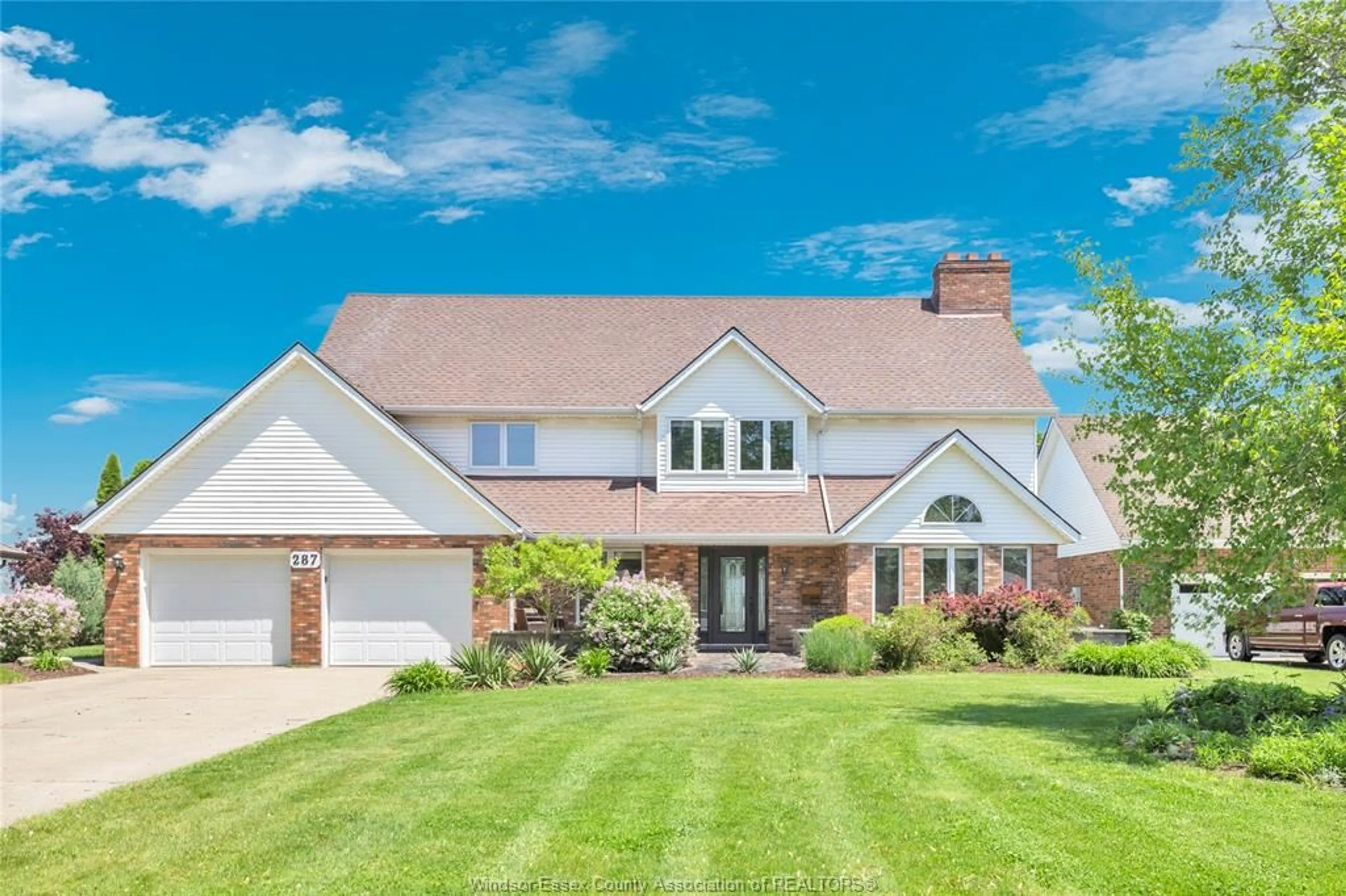 Home with brick exterior material, street for 287 IRWIN, Essex Ontario N8M 2T7