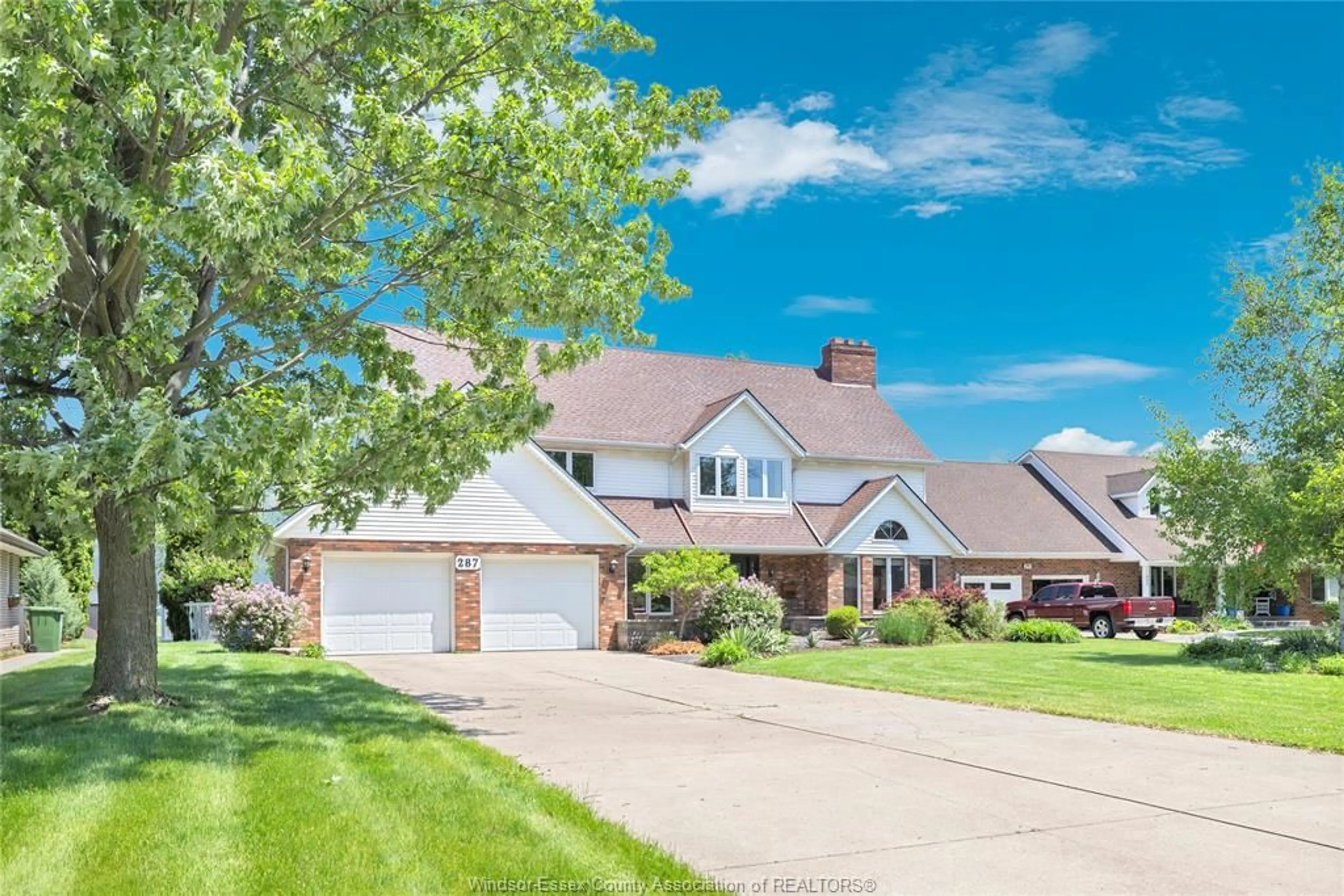 Home with brick exterior material, street for 287 IRWIN, Essex Ontario N8M 2T7