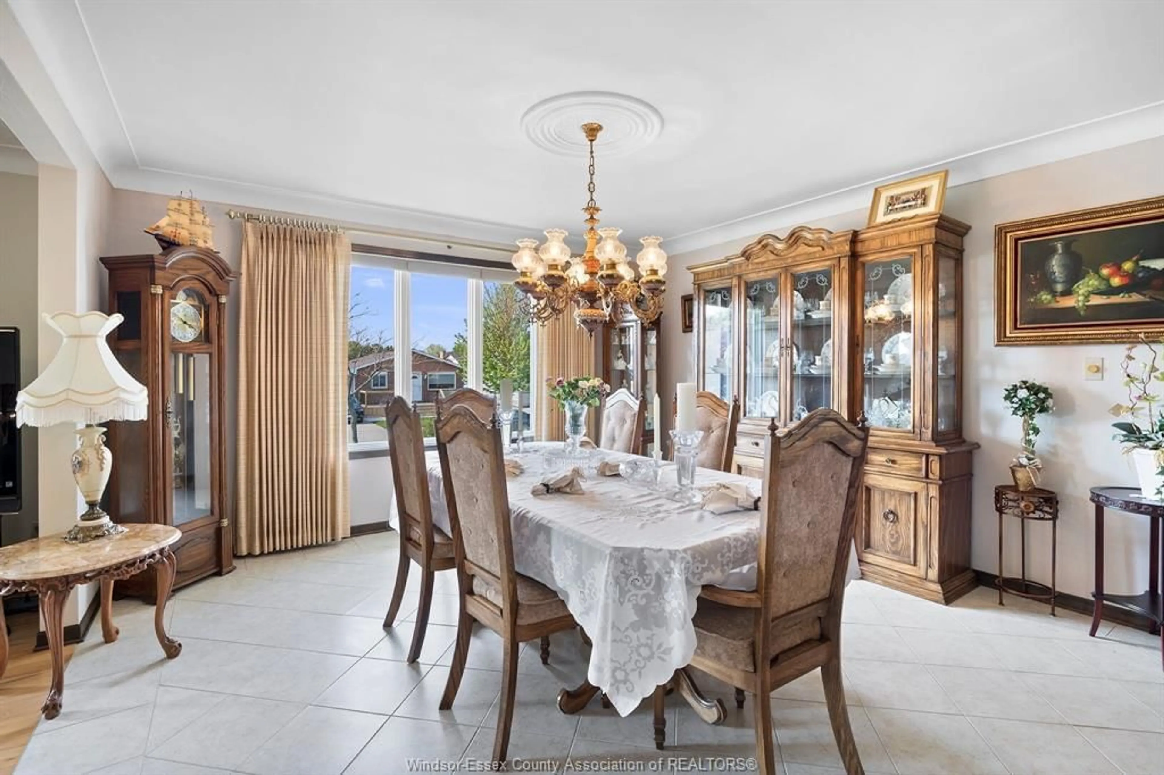 Dining room, ceramic/tile floor for 161 MARLBOROUGH St, Leamington Ontario N8H 4S1