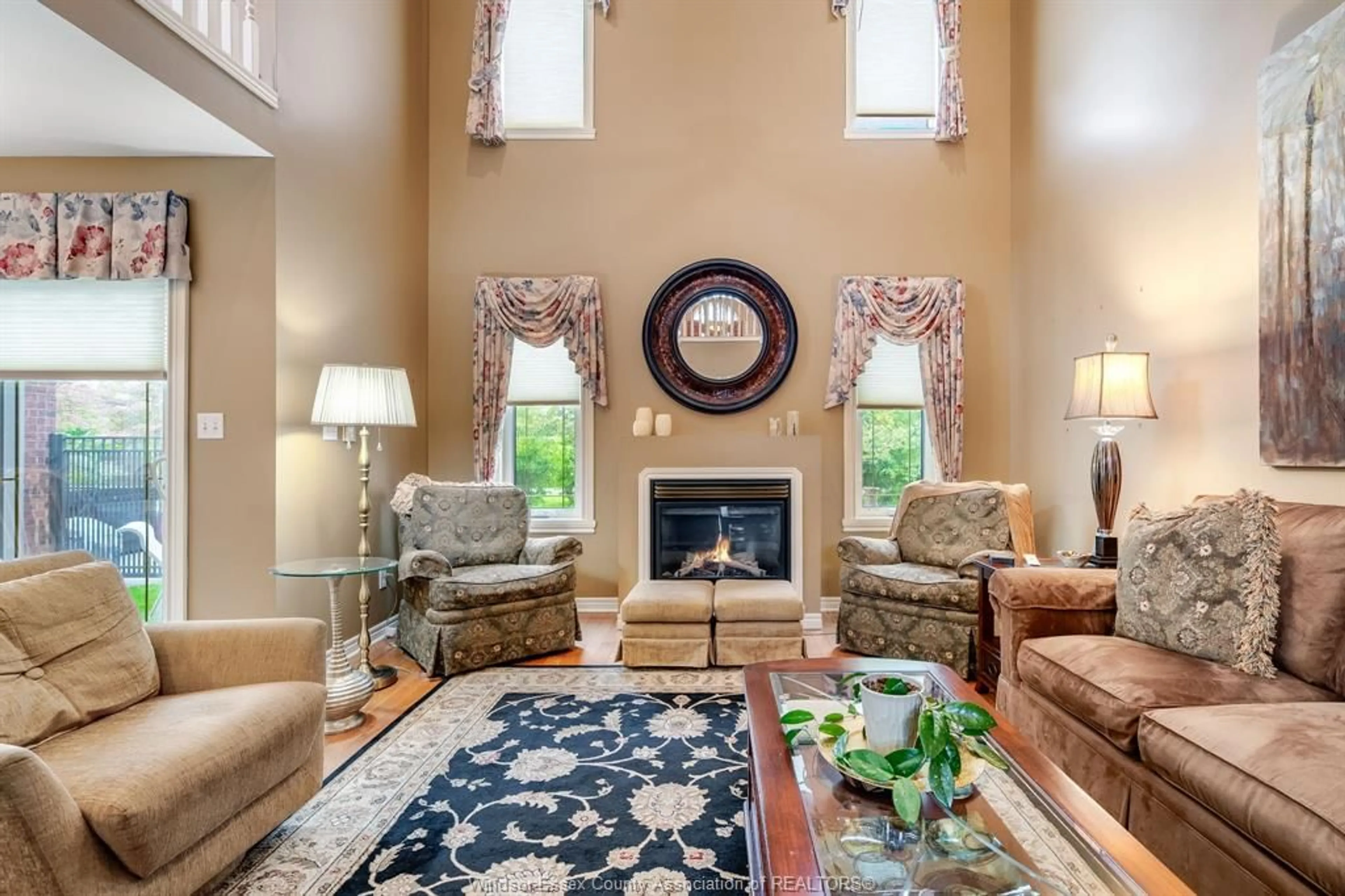 Living room with furniture, carpet floor for 1239 Radcliff, Windsor Ontario N8P 1P2