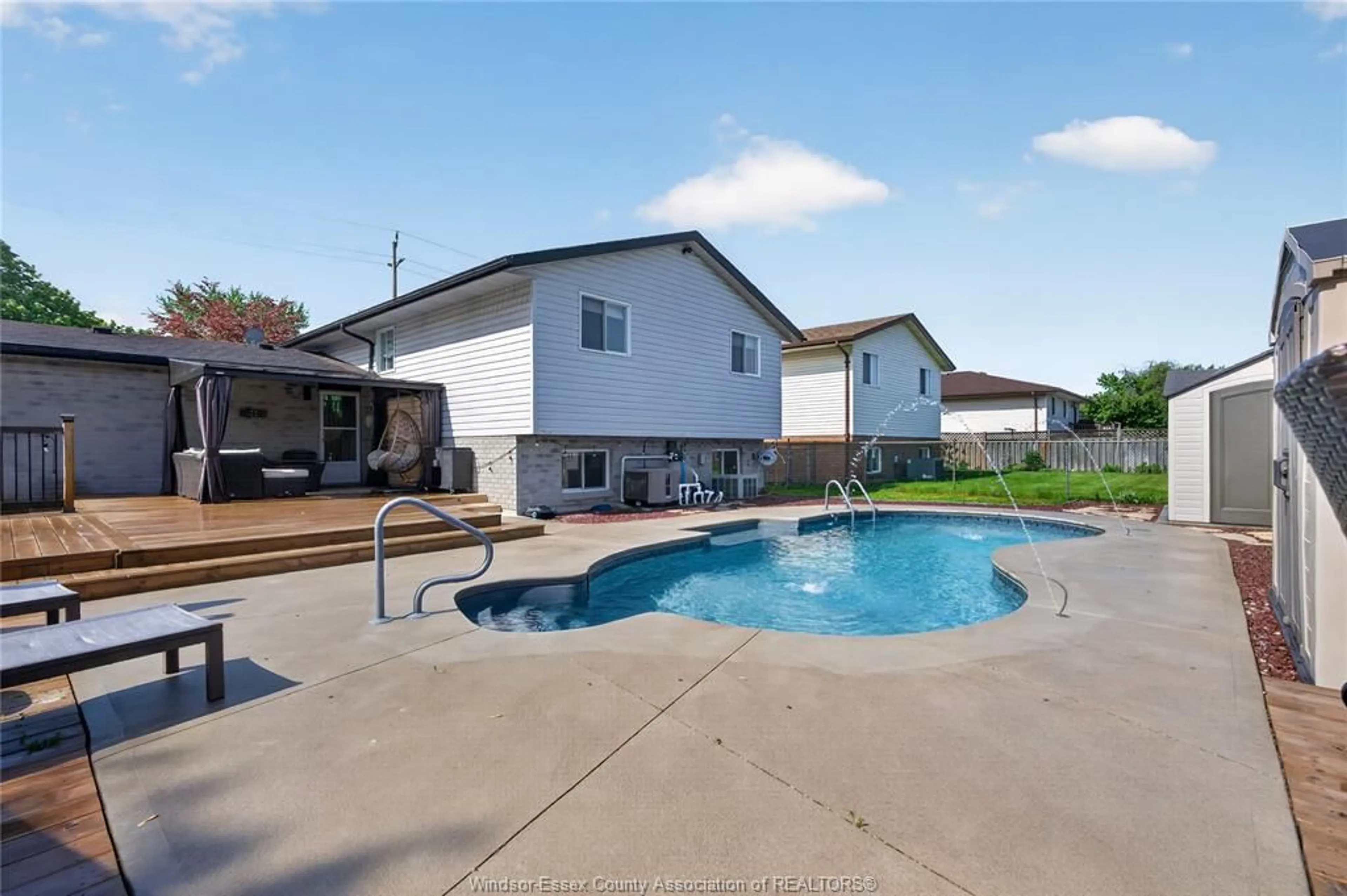 Pool for 8492 Jerome, Windsor Ontario N8S 4S1