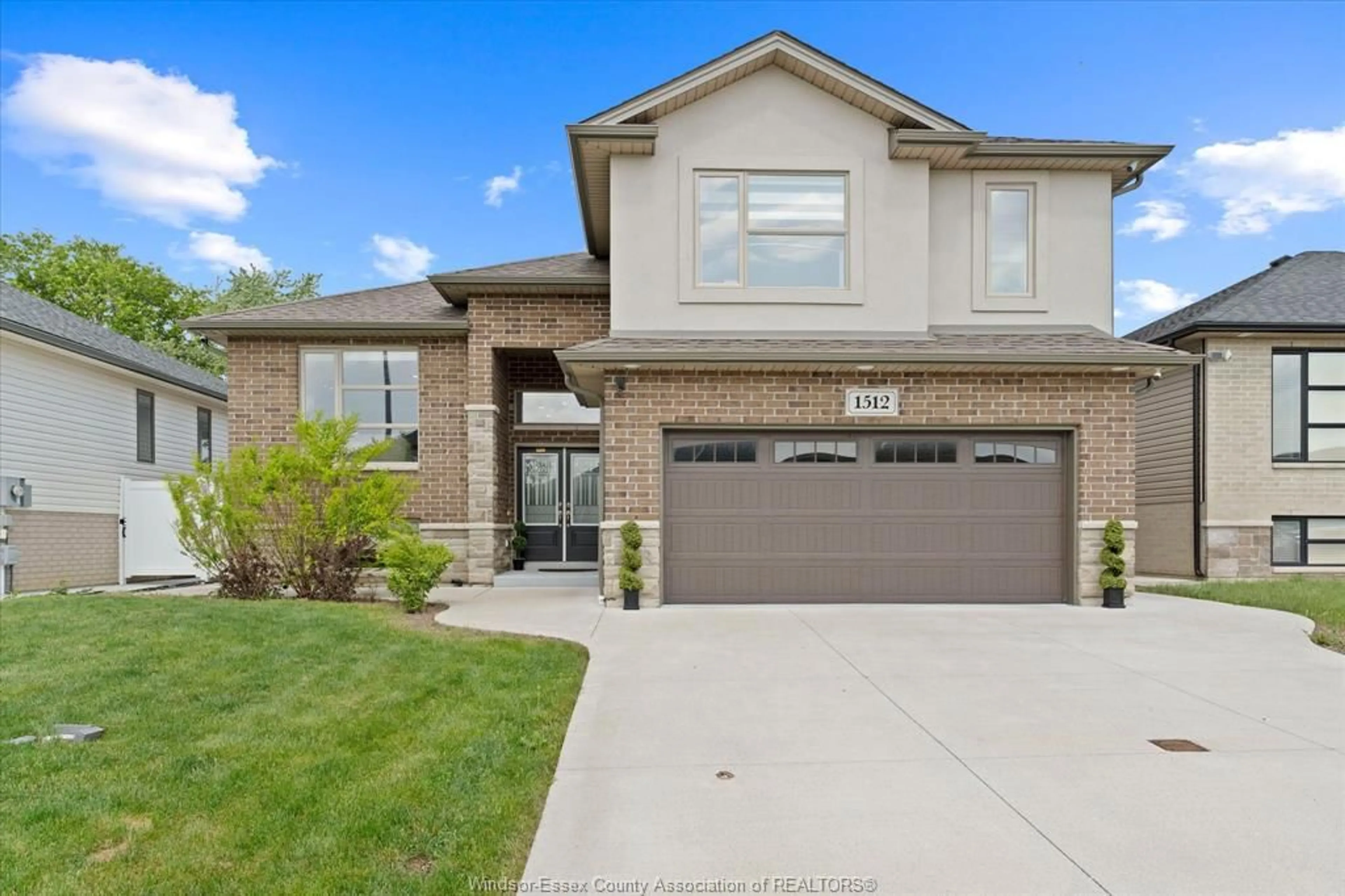 Home with brick exterior material, street for 1512 HARRISON St, LaSalle Ontario N9H 0E9