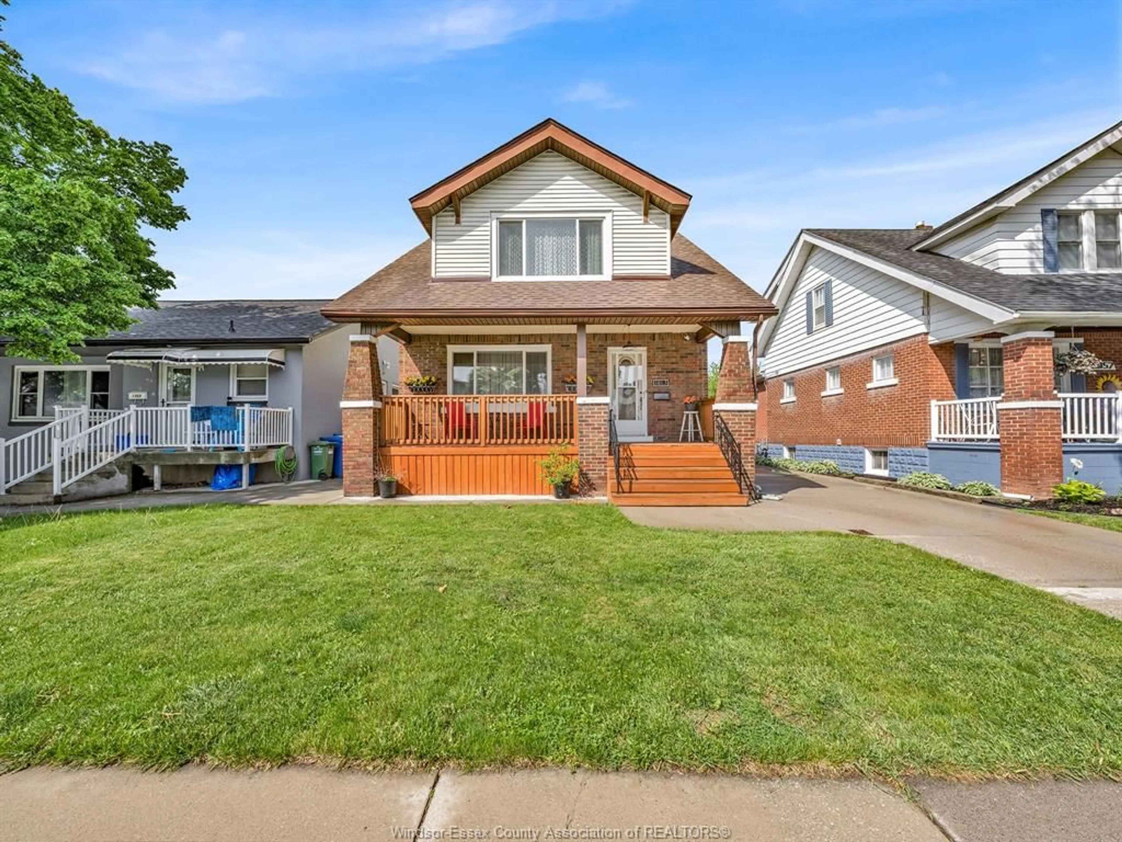 Home with brick exterior material, street for 1863 PILLETTE Rd, Windsor Ontario N8T 1P2