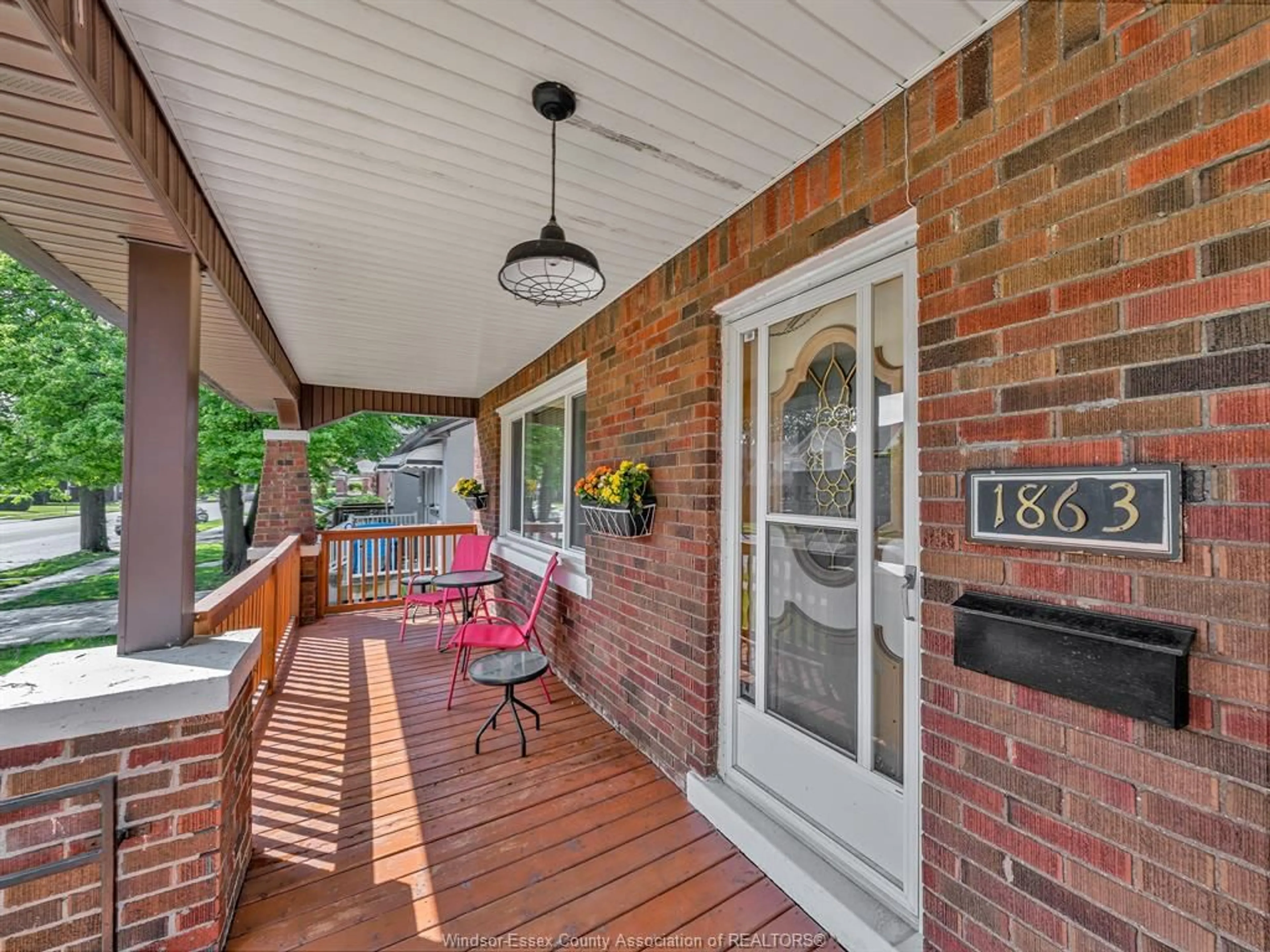 Home with brick exterior material, street for 1863 PILLETTE Rd, Windsor Ontario N8T 1P2