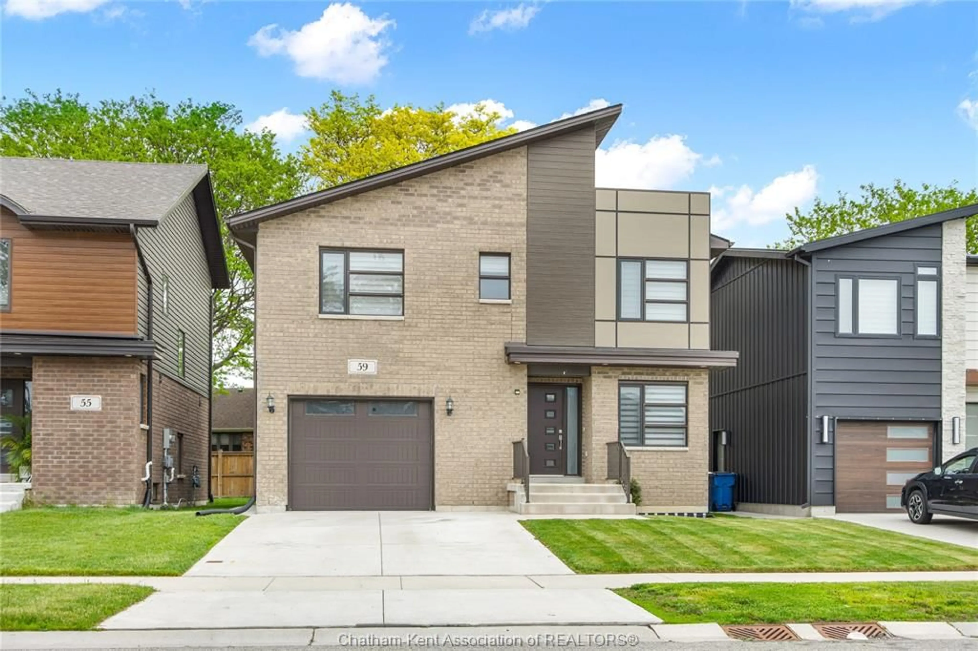Home with brick exterior material, street for 59 CHURCHILL PARK Rd, Chatham Ontario N7M 0R8
