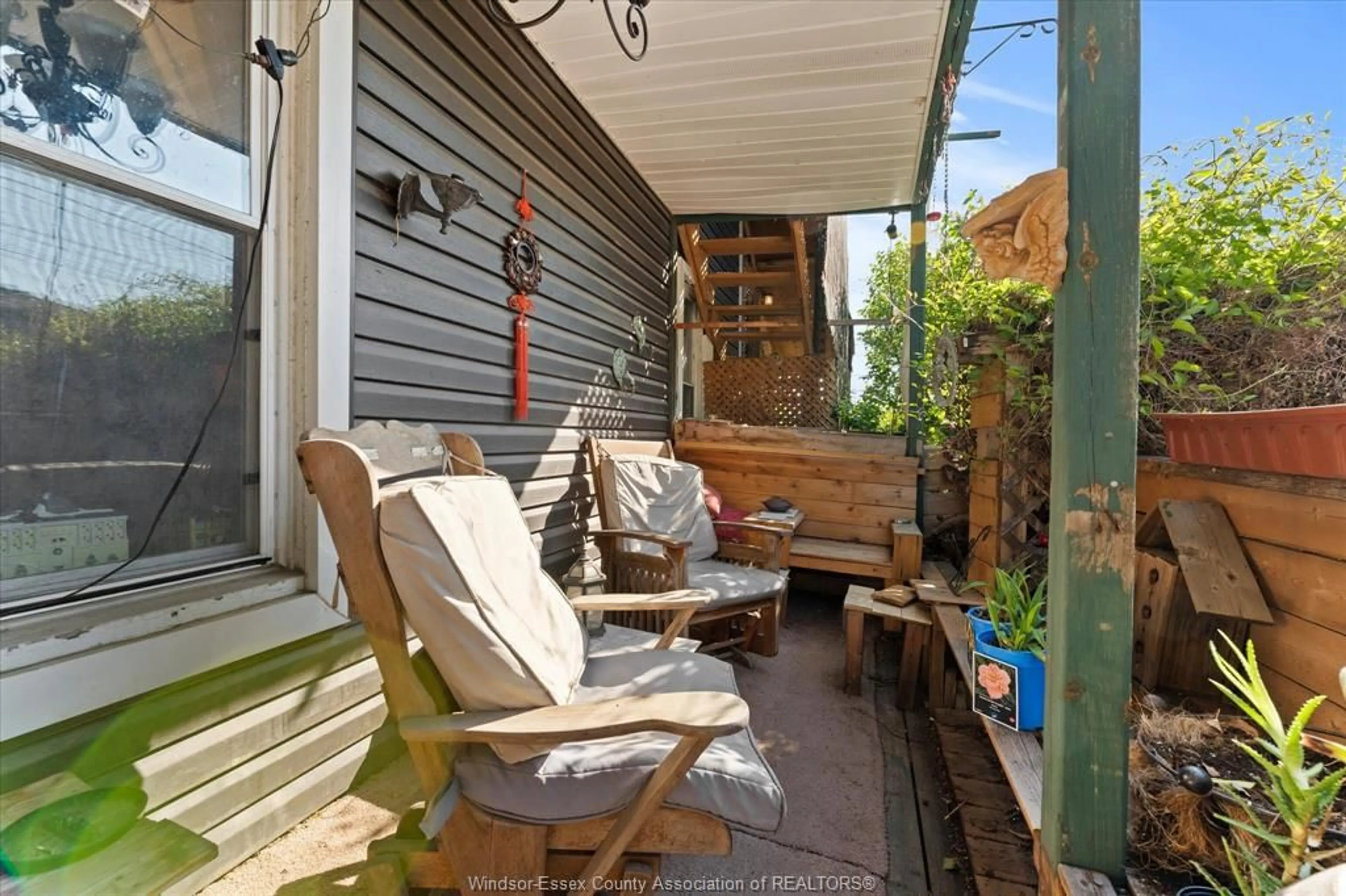 Patio, street for 552 PARENT, Windsor Ontario N9A 3J8