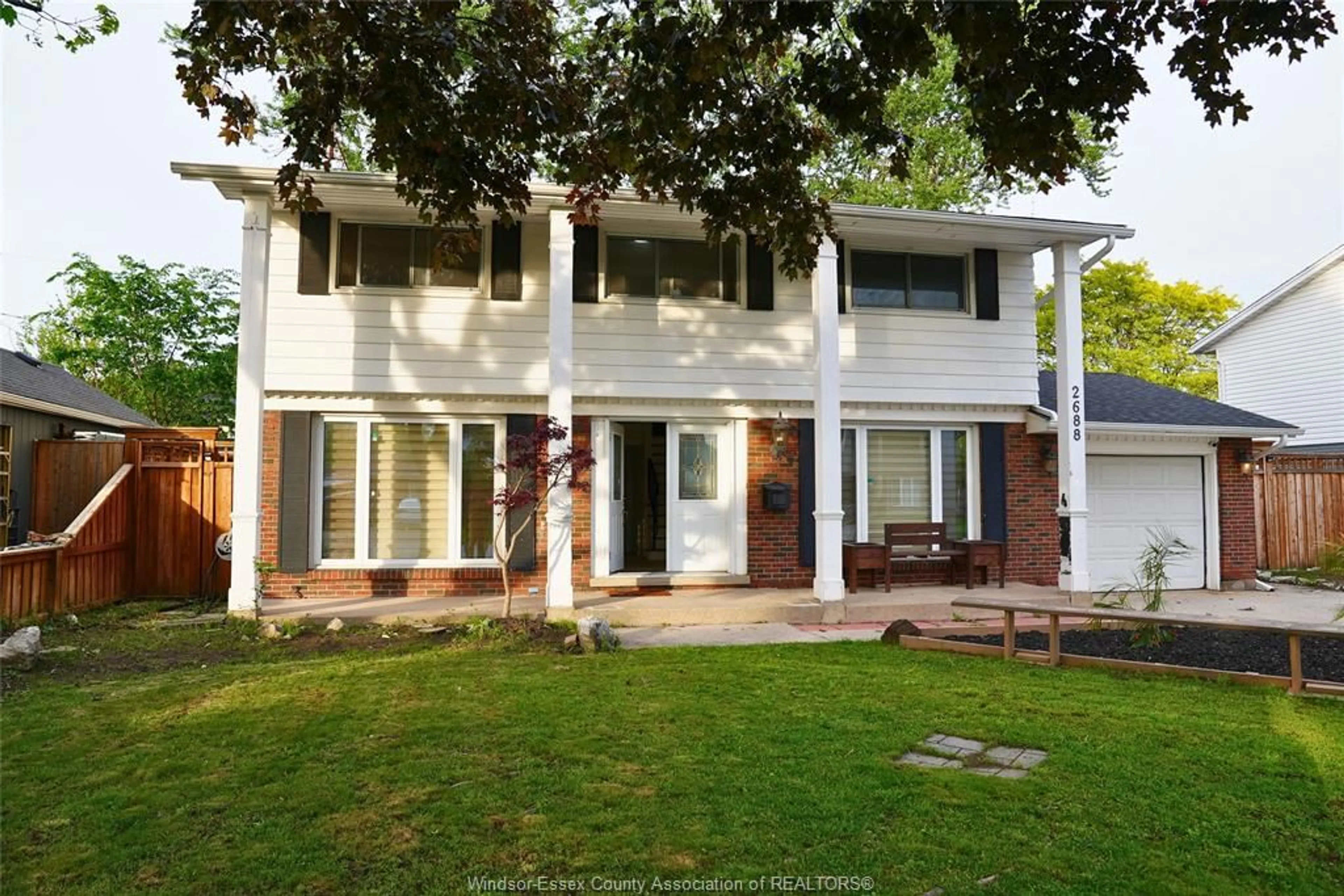 Home with brick exterior material, street for 2688 JAMAICA Cres, Windsor Ontario N9E 2Z2