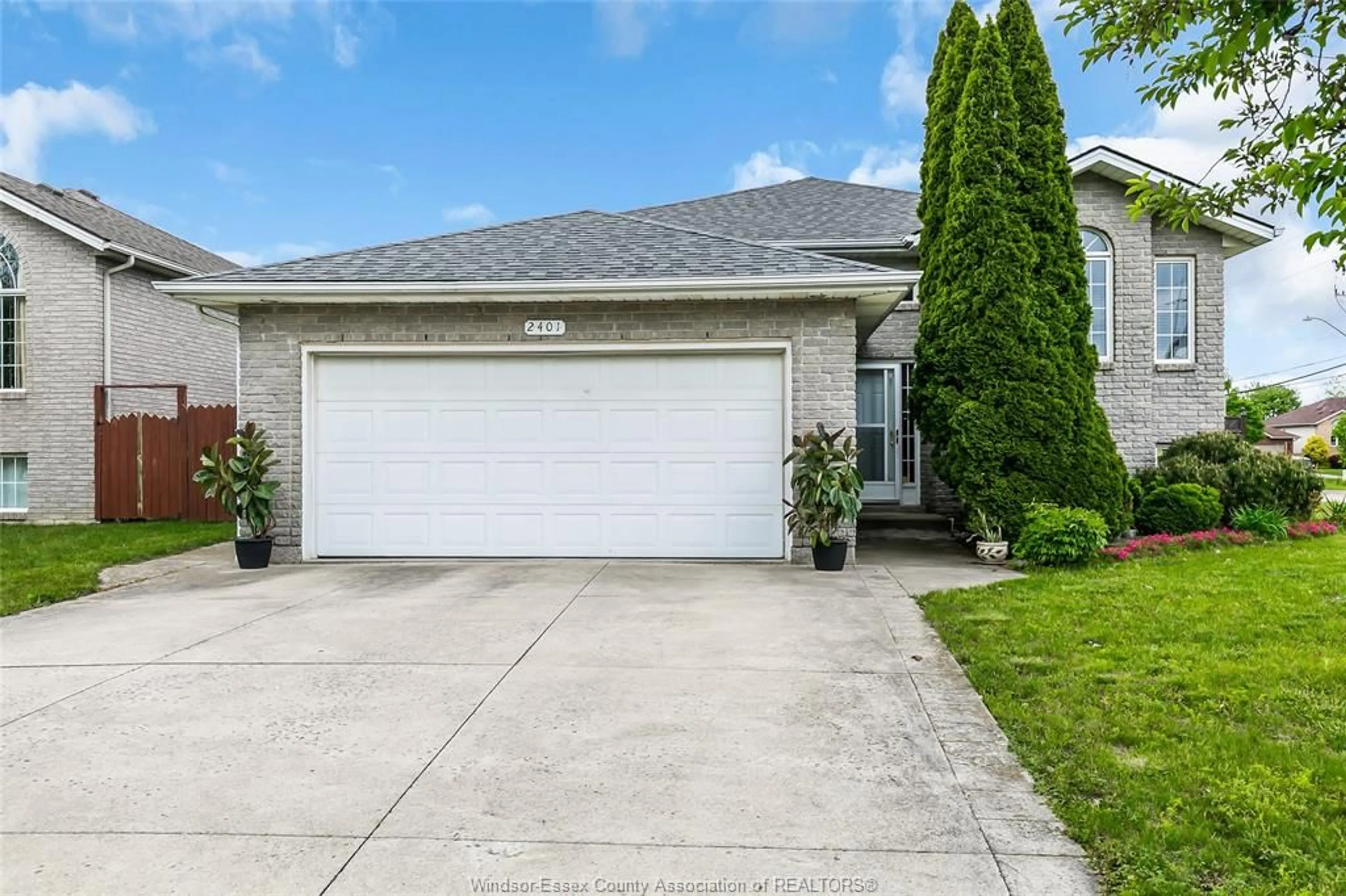 Unknown for 2401 ST. PATRICKS, Windsor Ontario N9E 4V9