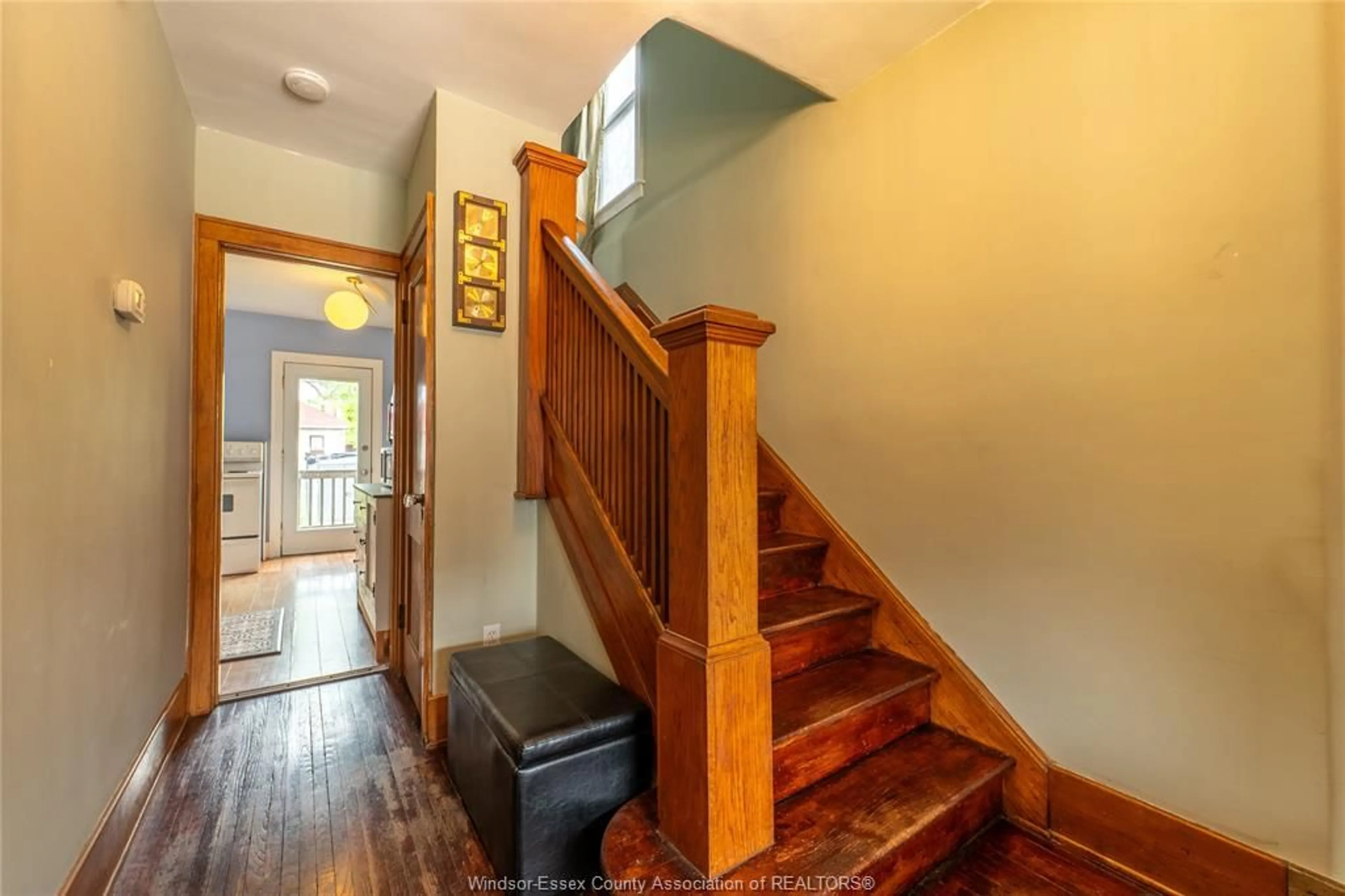 Unknown for 1366 Dufferin Pl, Windsor Ontario N8X 3K1
