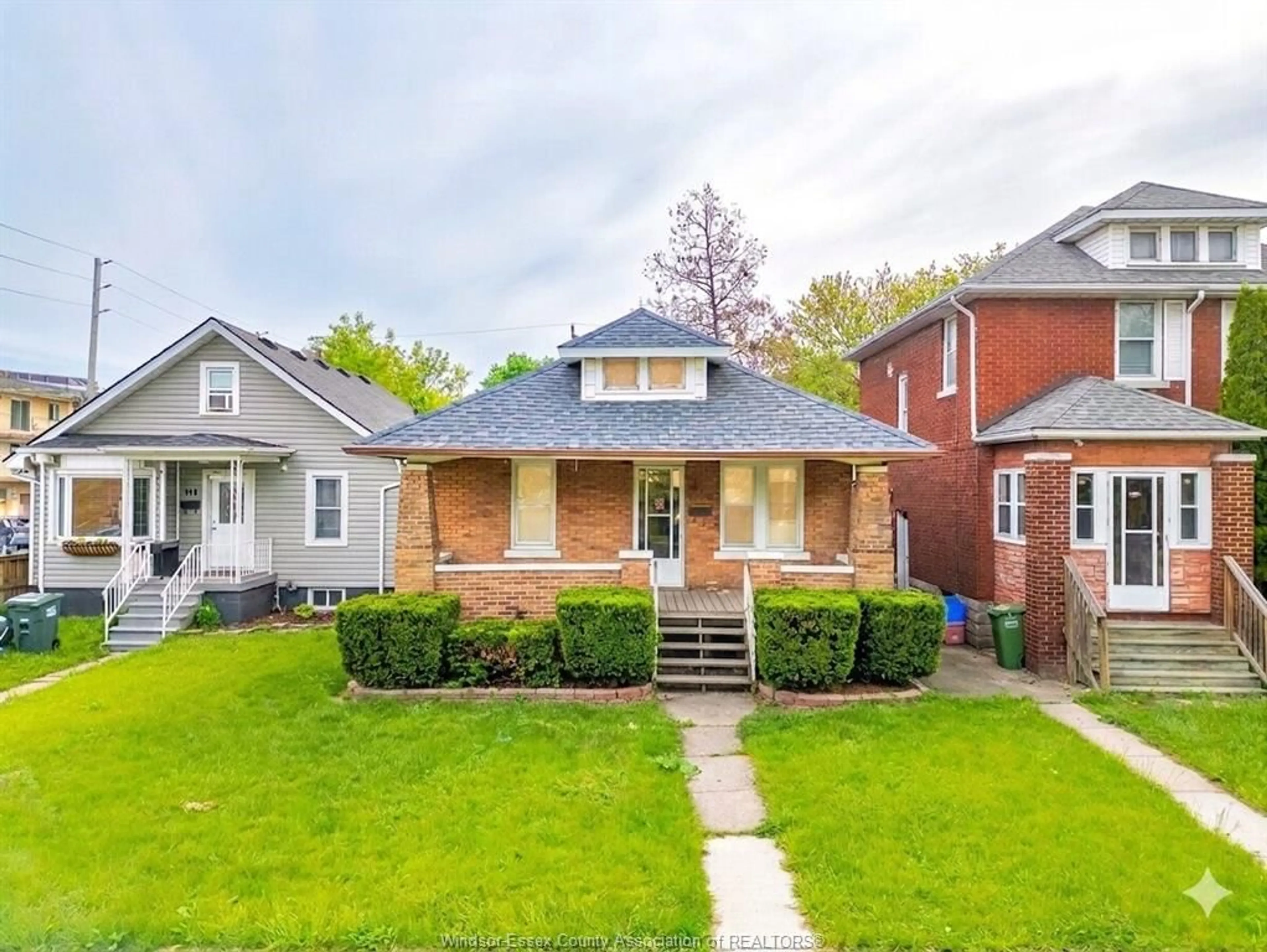 Home with brick exterior material, street for 543 RANKIN, Windsor Ontario N9B 2R6