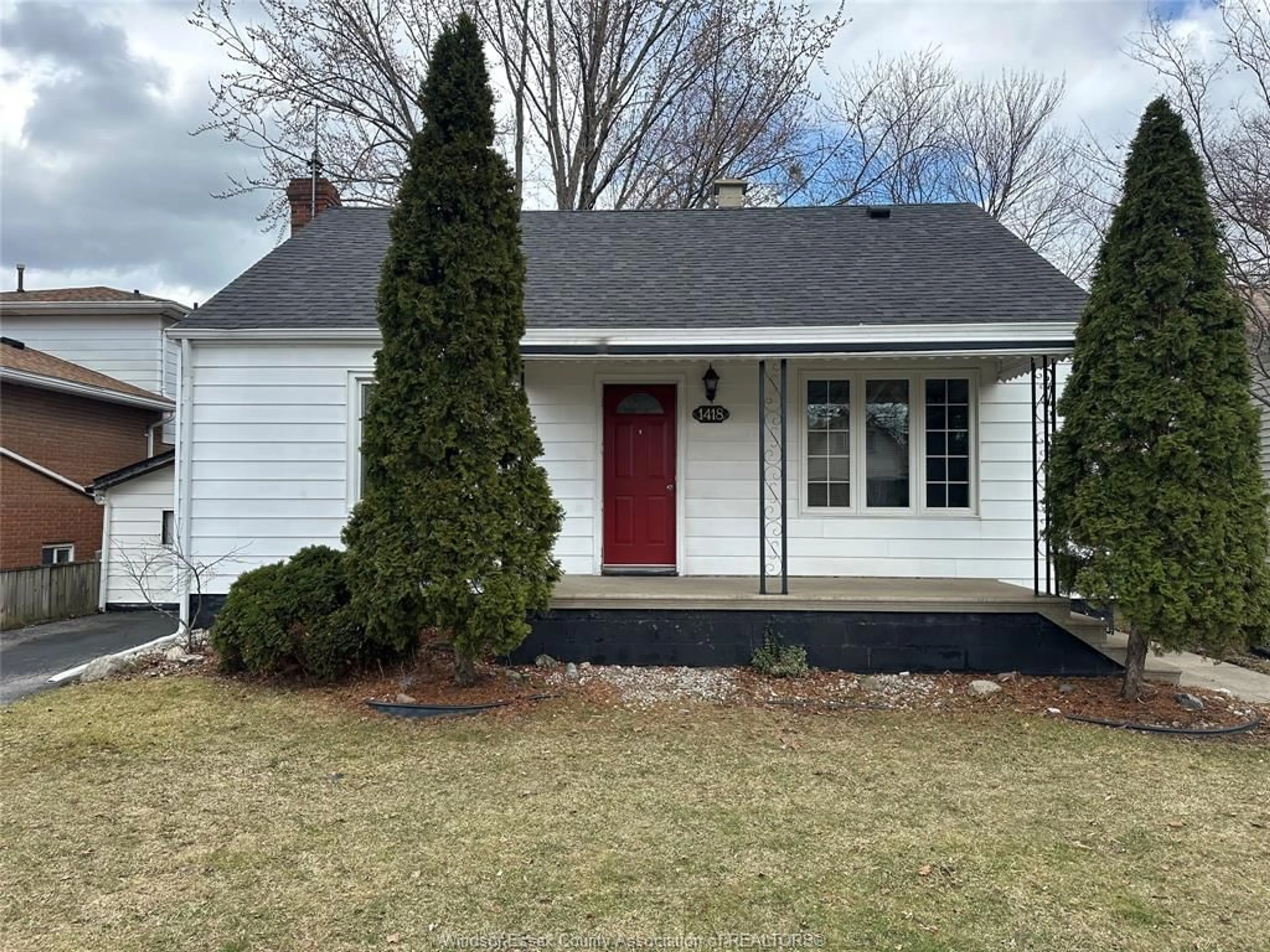 Home with vinyl exterior material, street for 1418 PILLETTE Rd, Windsor Ontario N8Y 3B9