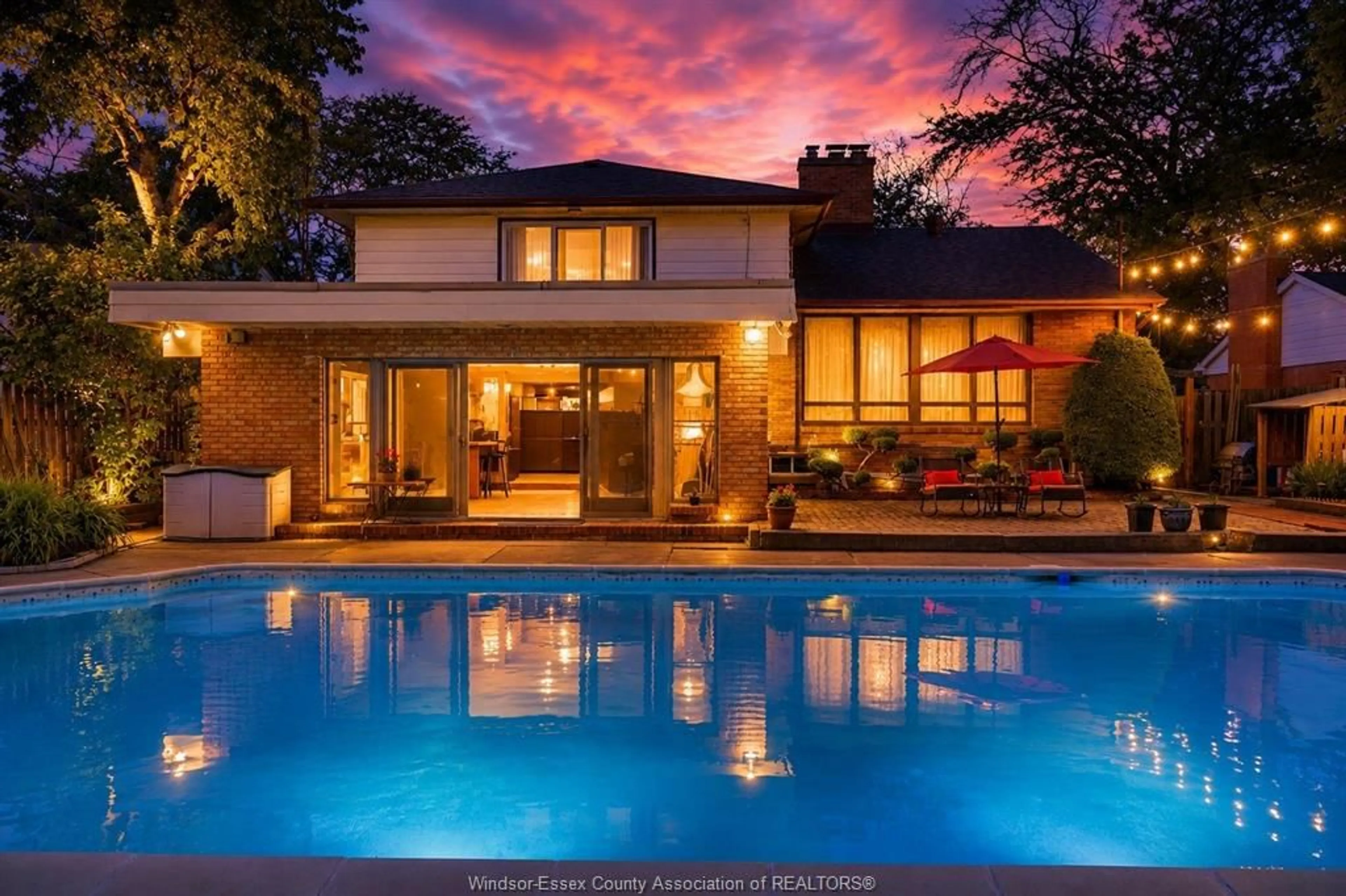 Pool for 719 CHAMPLAIN Dr, Windsor Ontario N9E 1M6