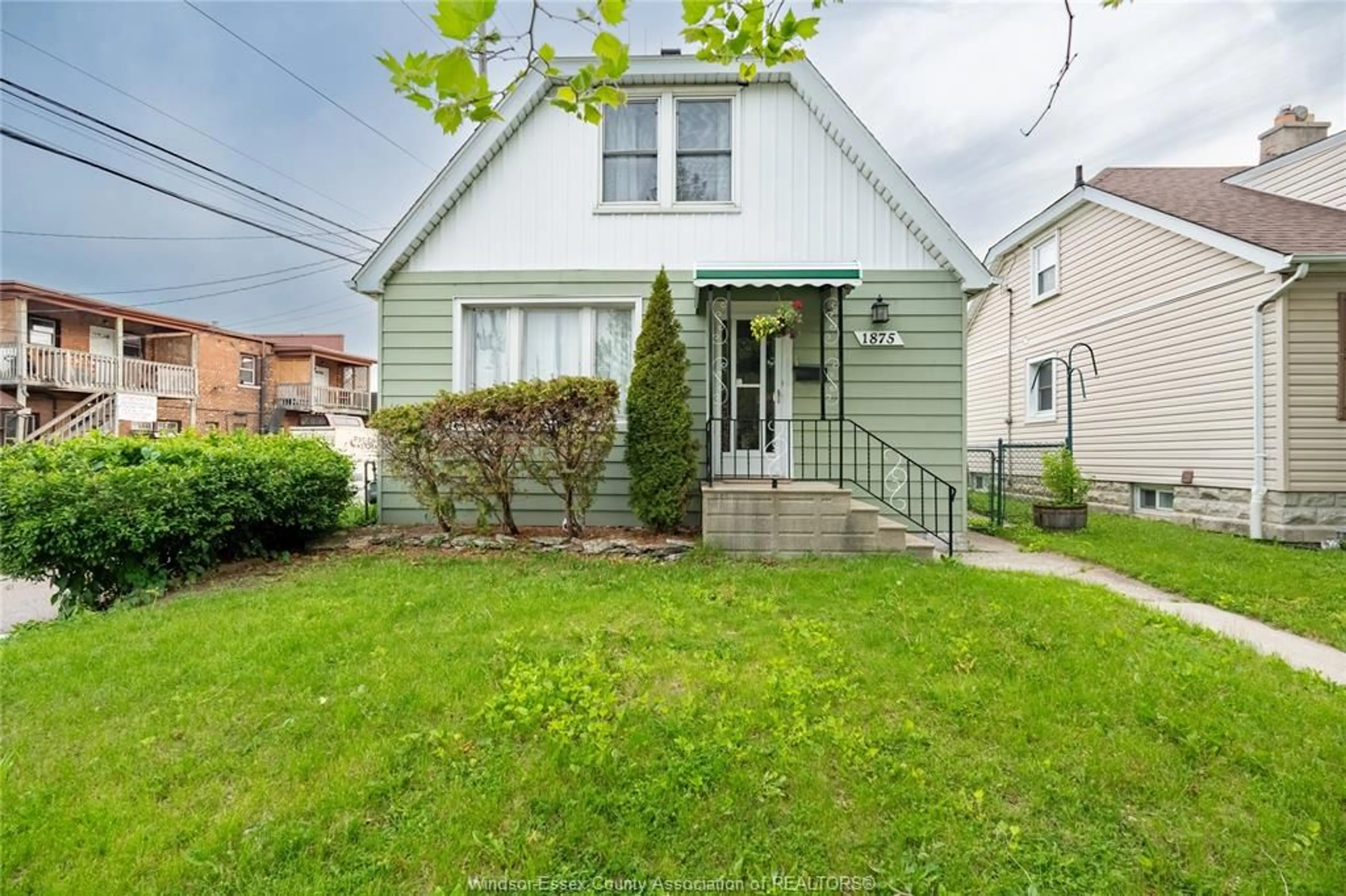 Unknown for 1875 WINDERMERE, Windsor Ontario N8W 2S3