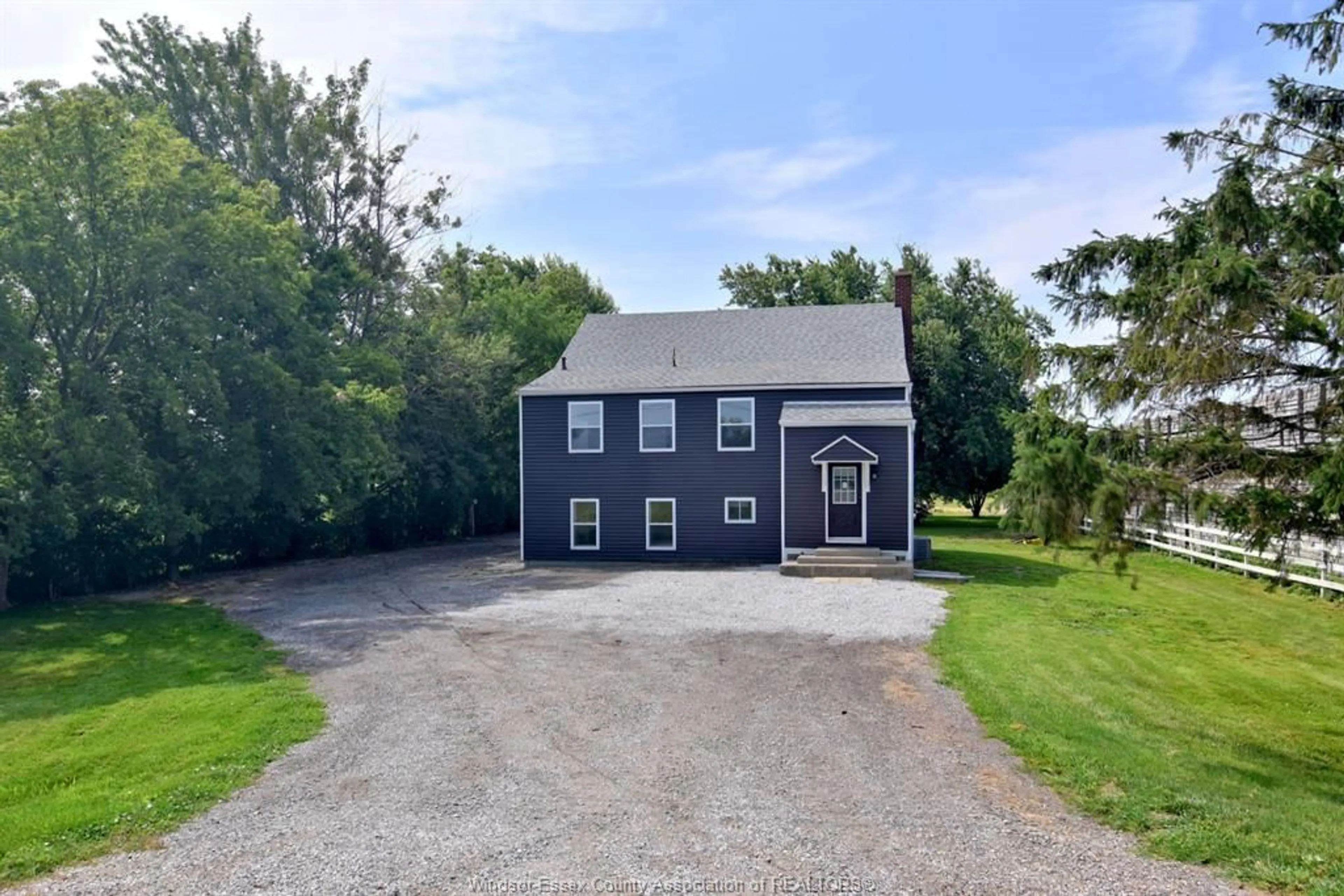 A pic from outside/outdoor area/front of a property/back of a property/a pic from drone, unknown for 1502 MERSEA RD D, Leamington Ontario N8H 3V4