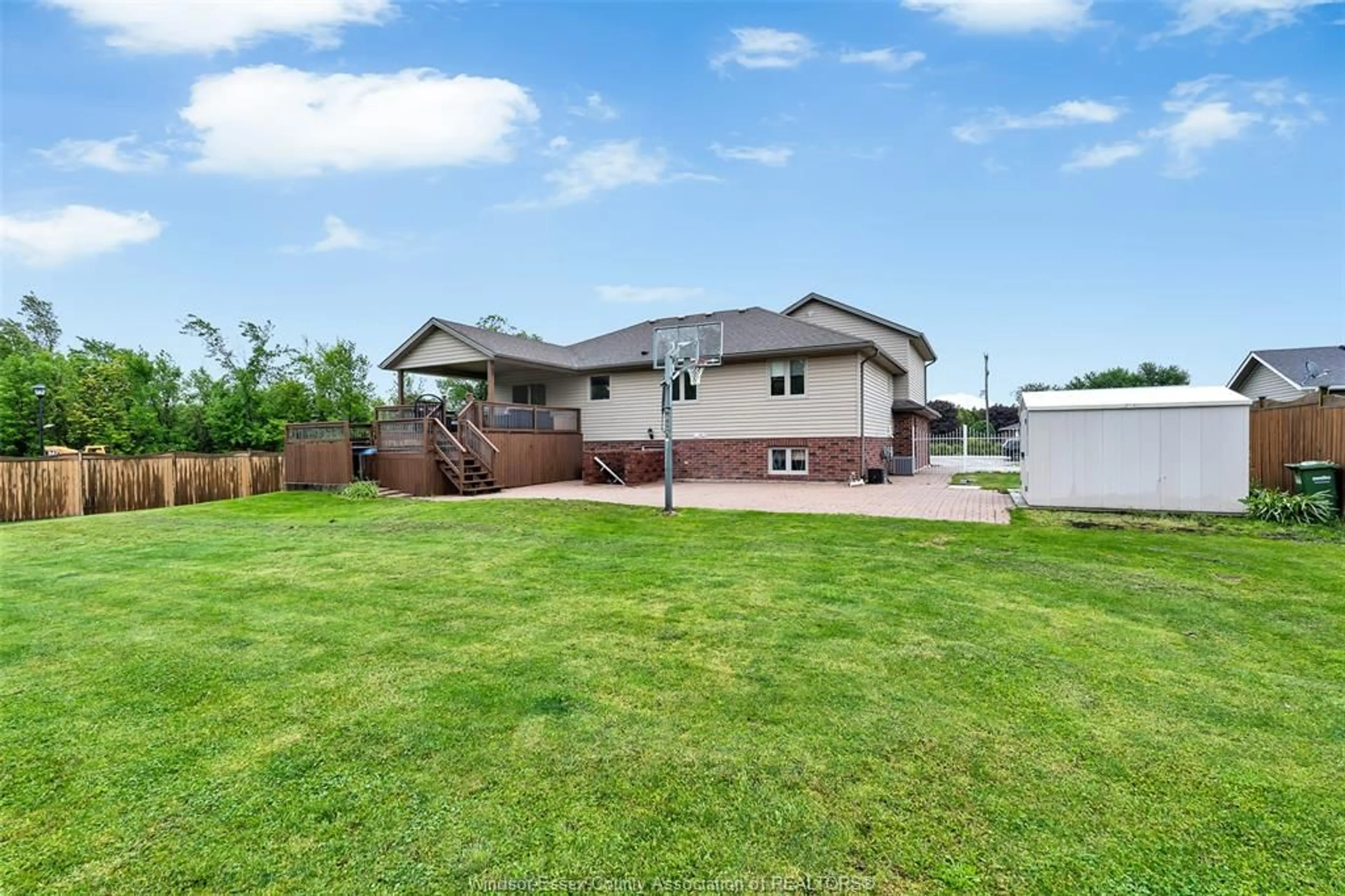 Unknown for 303 Gosfield Townline, Essex Ontario N8M 2X5