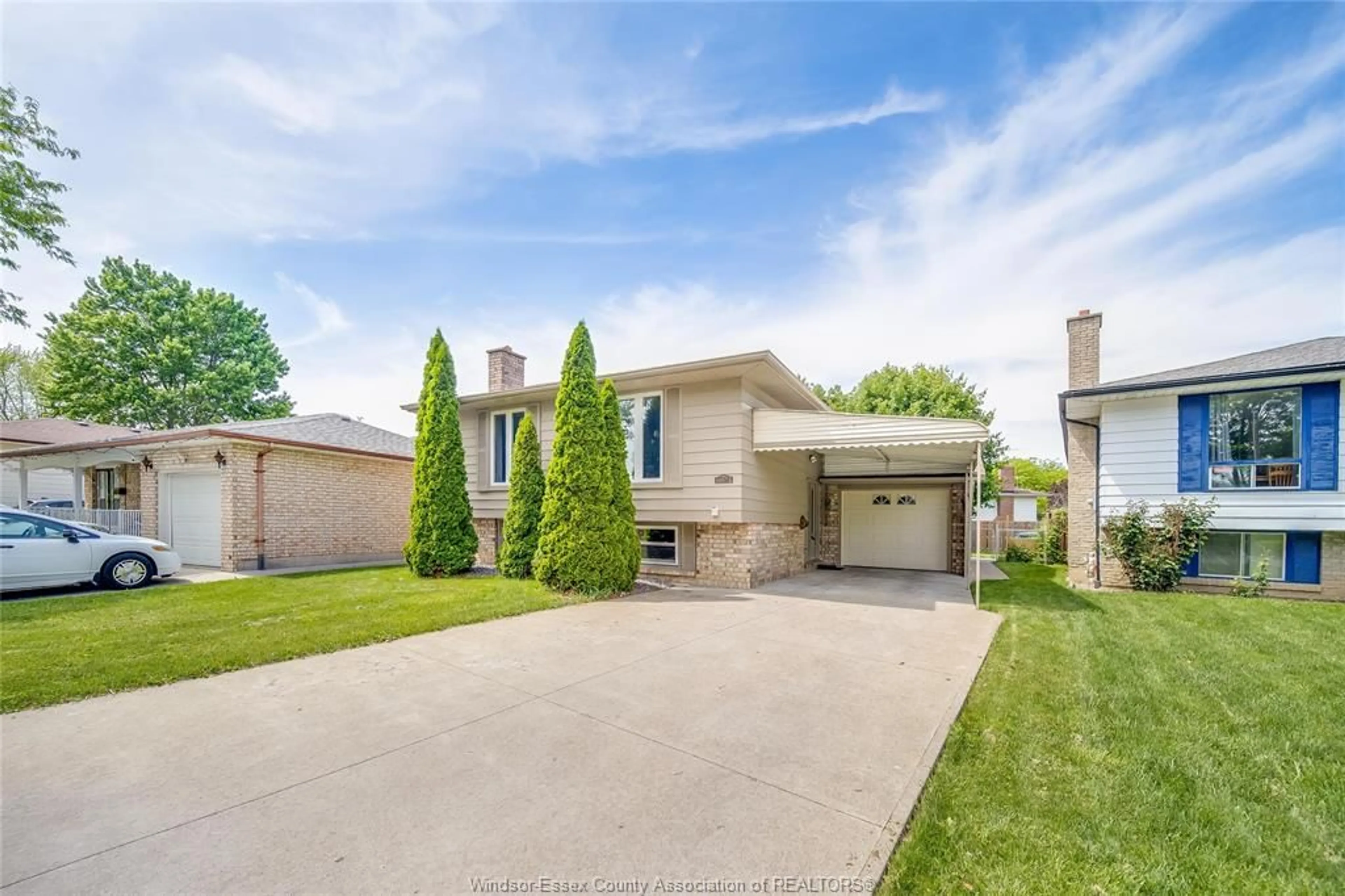 Home with brick exterior material, street for 10572 PALMS, Windsor Ontario N8R 2E8