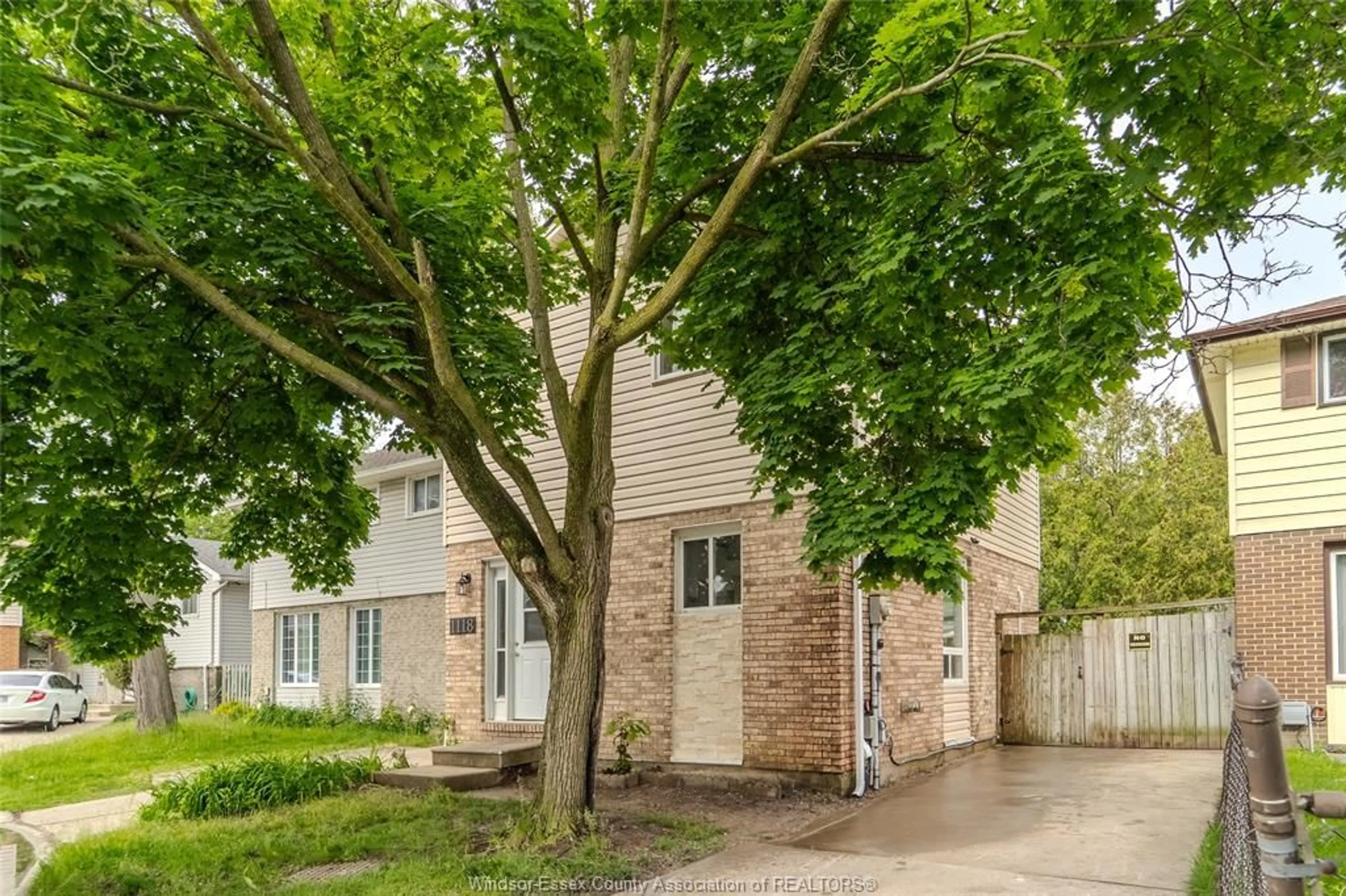 Unknown for 1118 Aire Pl, Windsor Ontario N8T 3A3