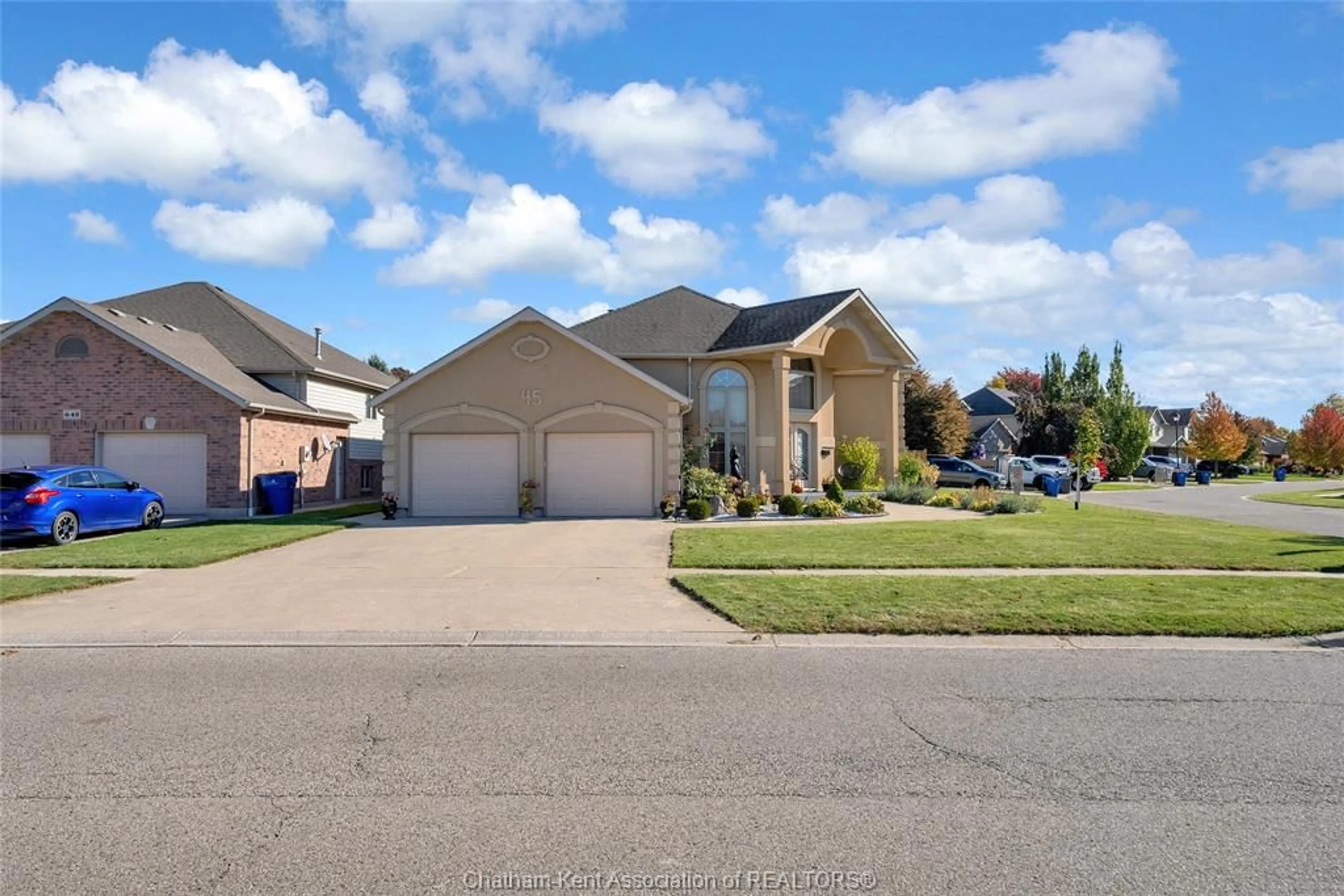 Home with brick exterior material, street for 45 MORNING GLORY Lane, Chatham Ontario N7L 5R6