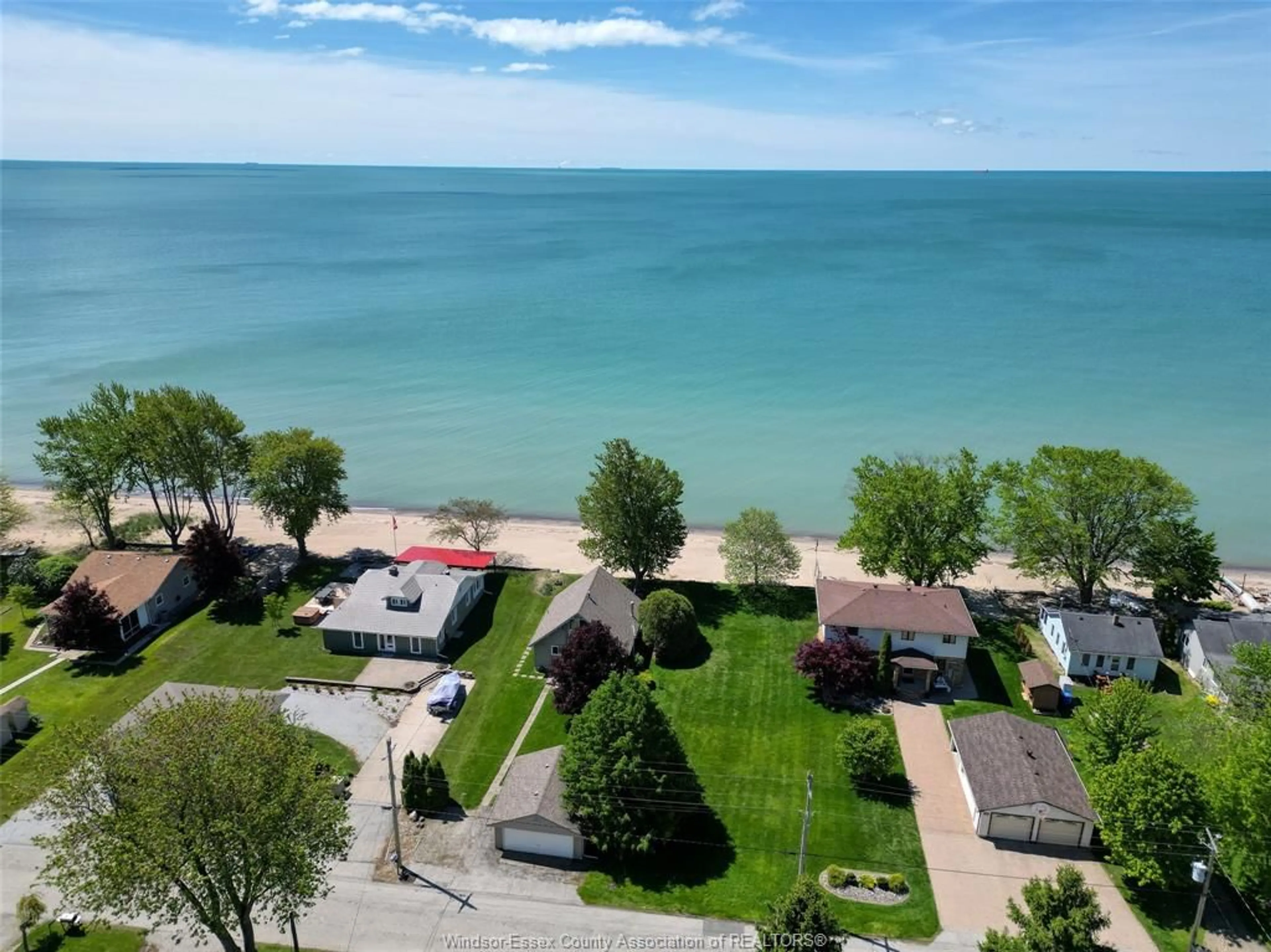 A pic from outside/outdoor area/front of a property/back of a property/a pic from drone, water/lake/river/ocean view for 377 LAKEWOOD Dr, Amherstburg Ontario N9V 2Y8