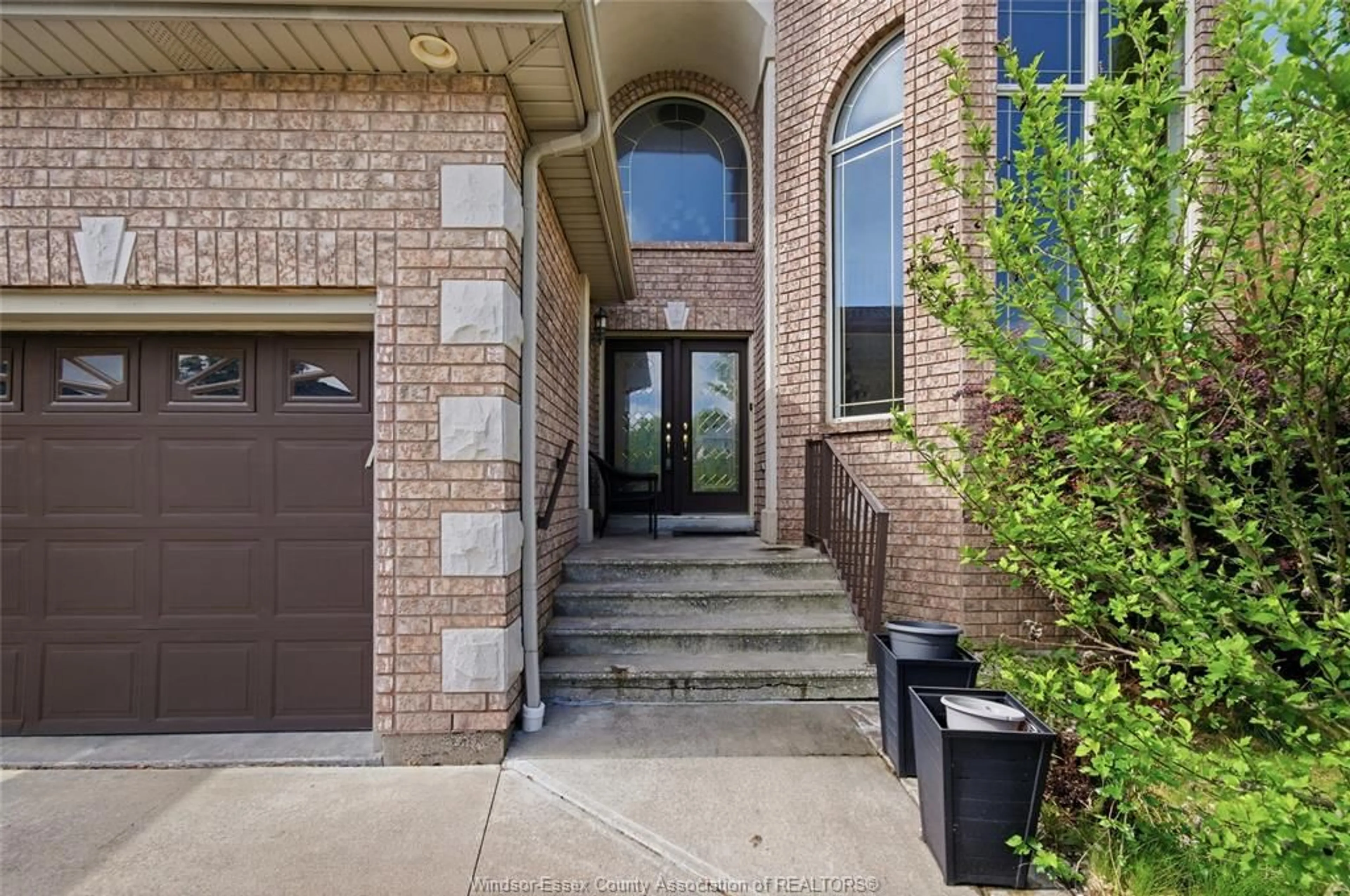 Unknown for 769 MASSIMO Cres, Windsor Ontario N9G 3C7