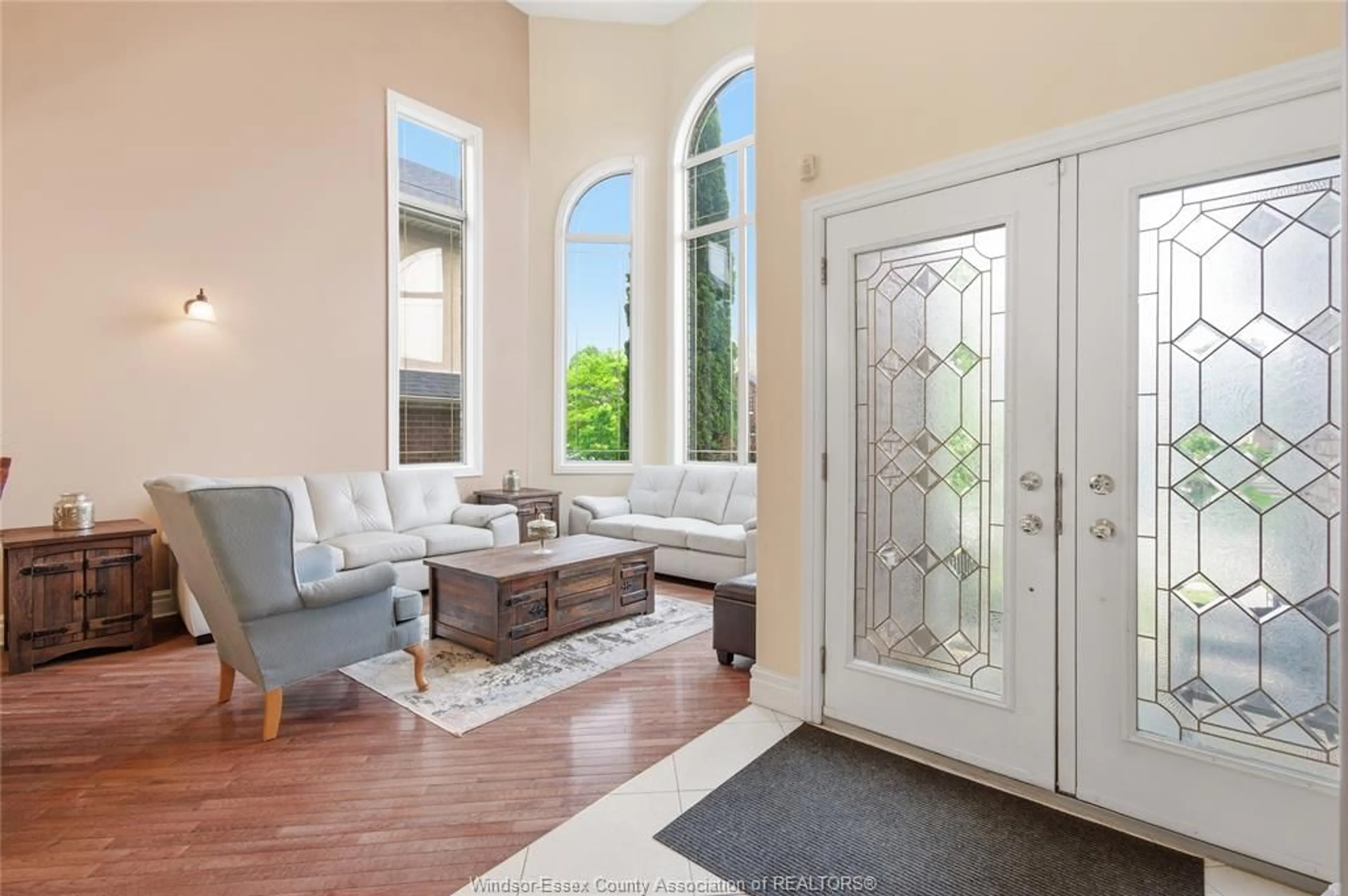 Indoor entryway for 769 MASSIMO Cres, Windsor Ontario N9G 3C7