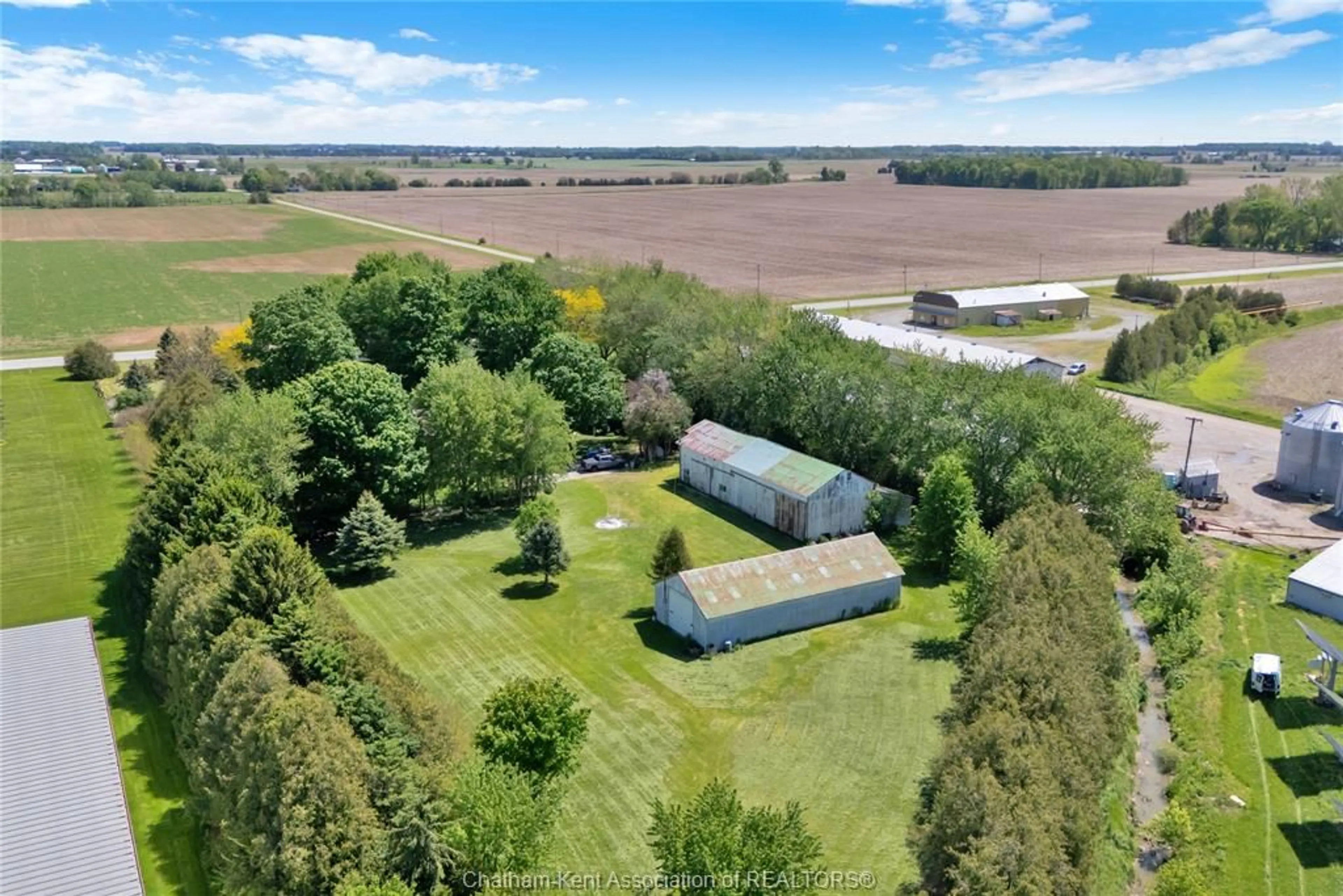 A pic from outside/outdoor area/front of a property/back of a property/a pic from drone, unknown for 20928 Victoria Rd, Ridgetown Ontario N0P 2C0