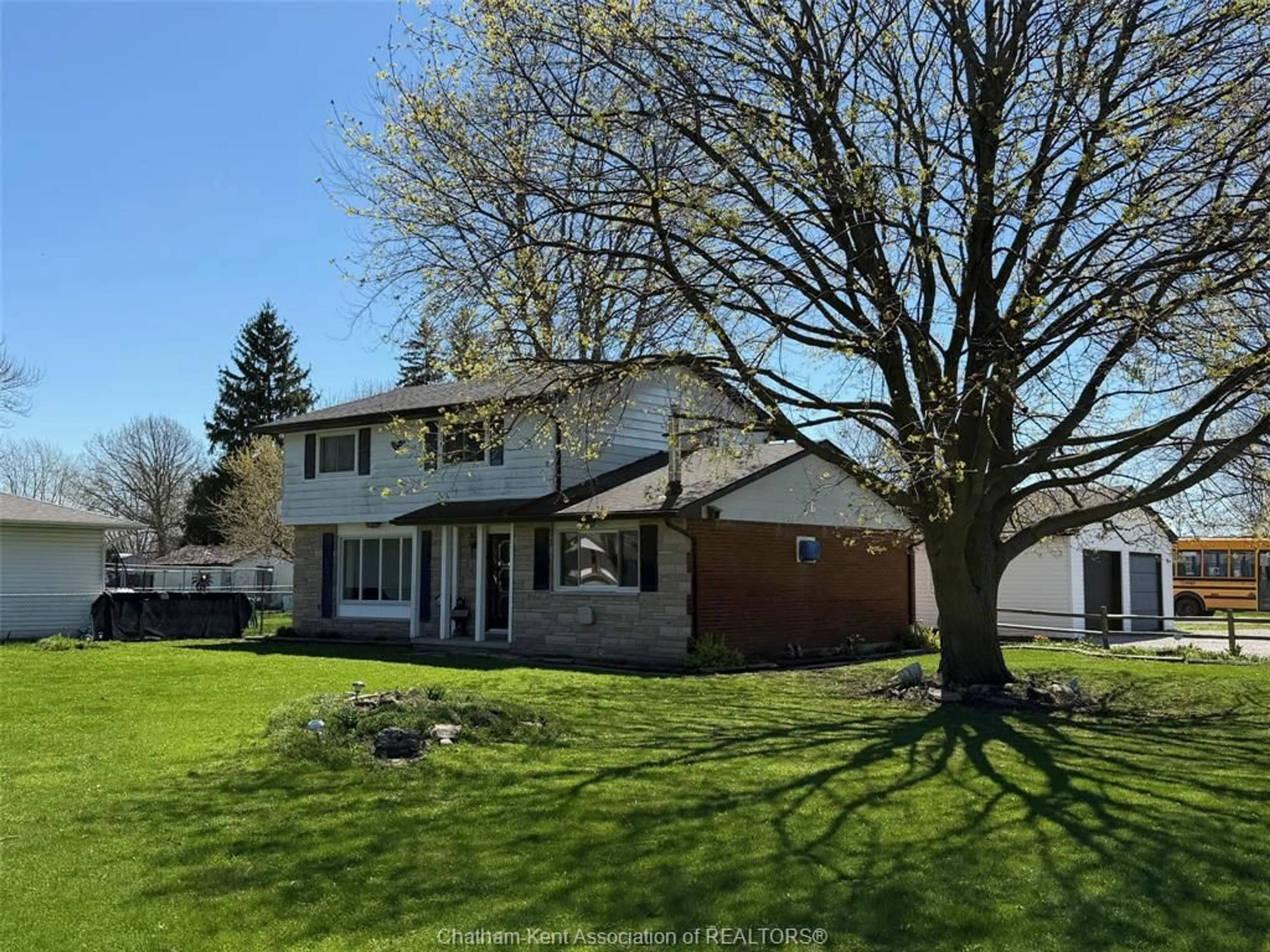 Unknown for 5041 Dufferin Ave, Wallaceburg Ontario N8A 4N1