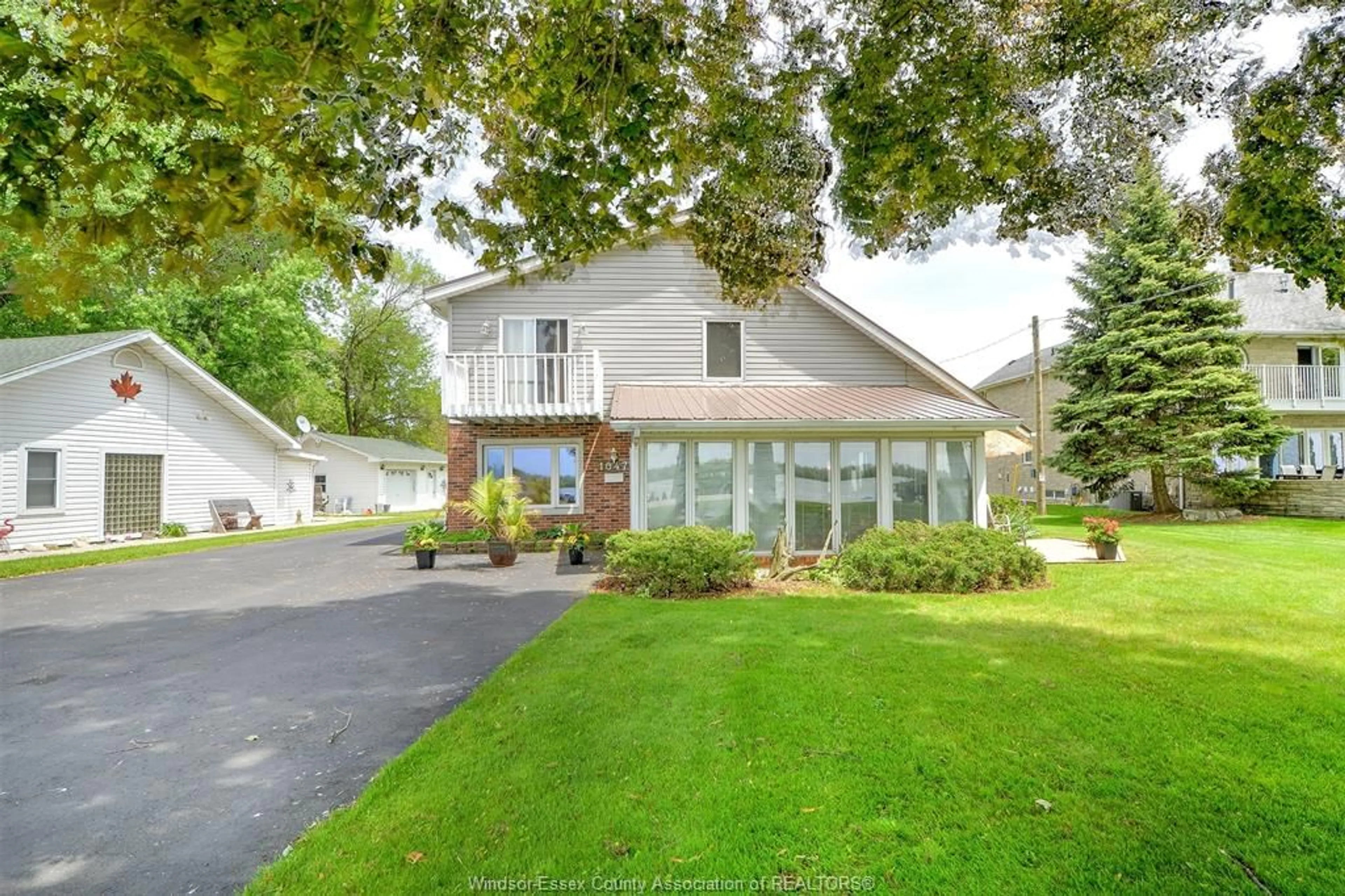 Unknown for 1047 FRONT Rd, Amherstburg Ontario N9V 2M4