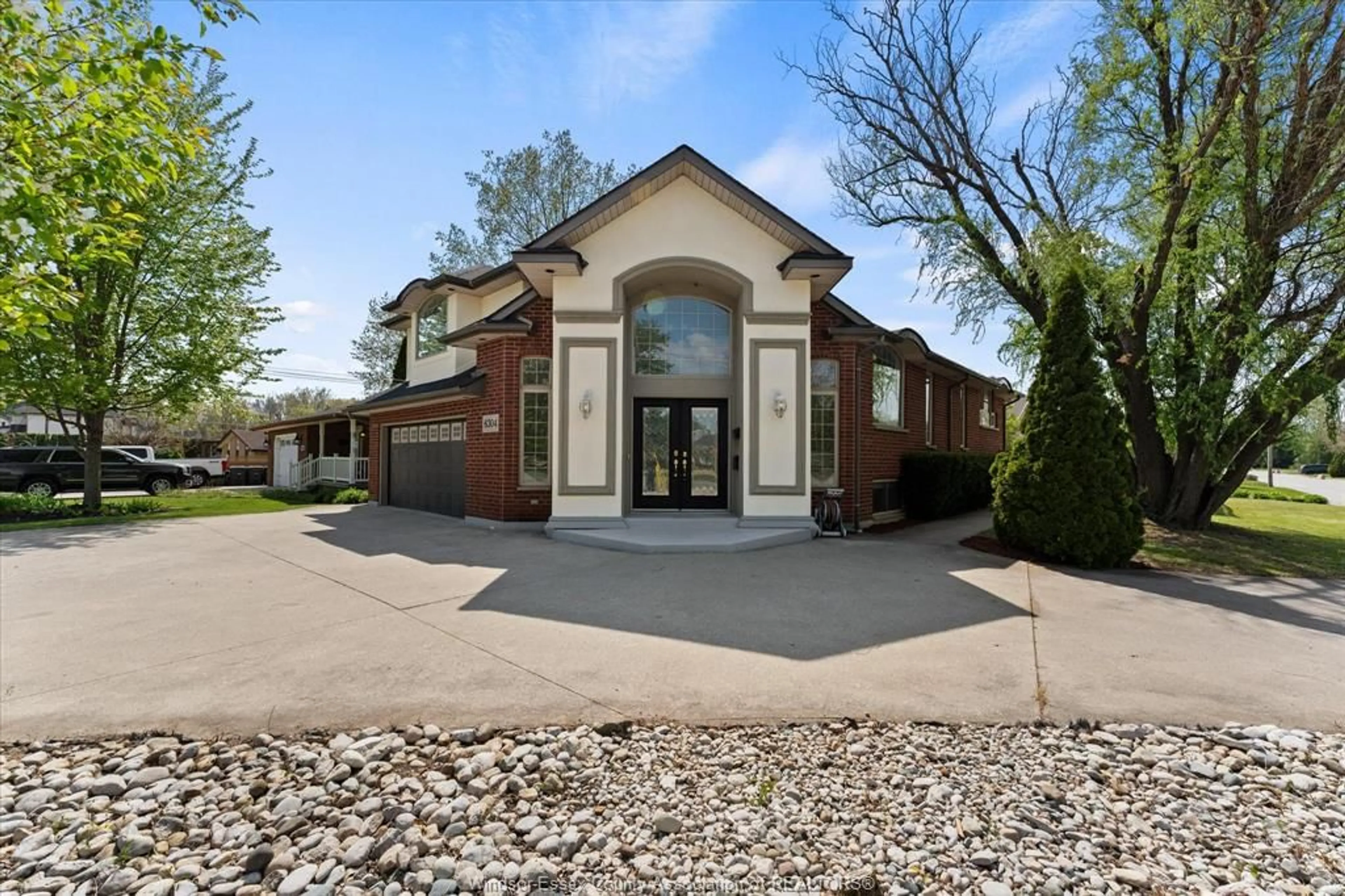 Home with brick exterior material, street for 6304 MATCHETTE, LaSalle Ontario N9J 2J7