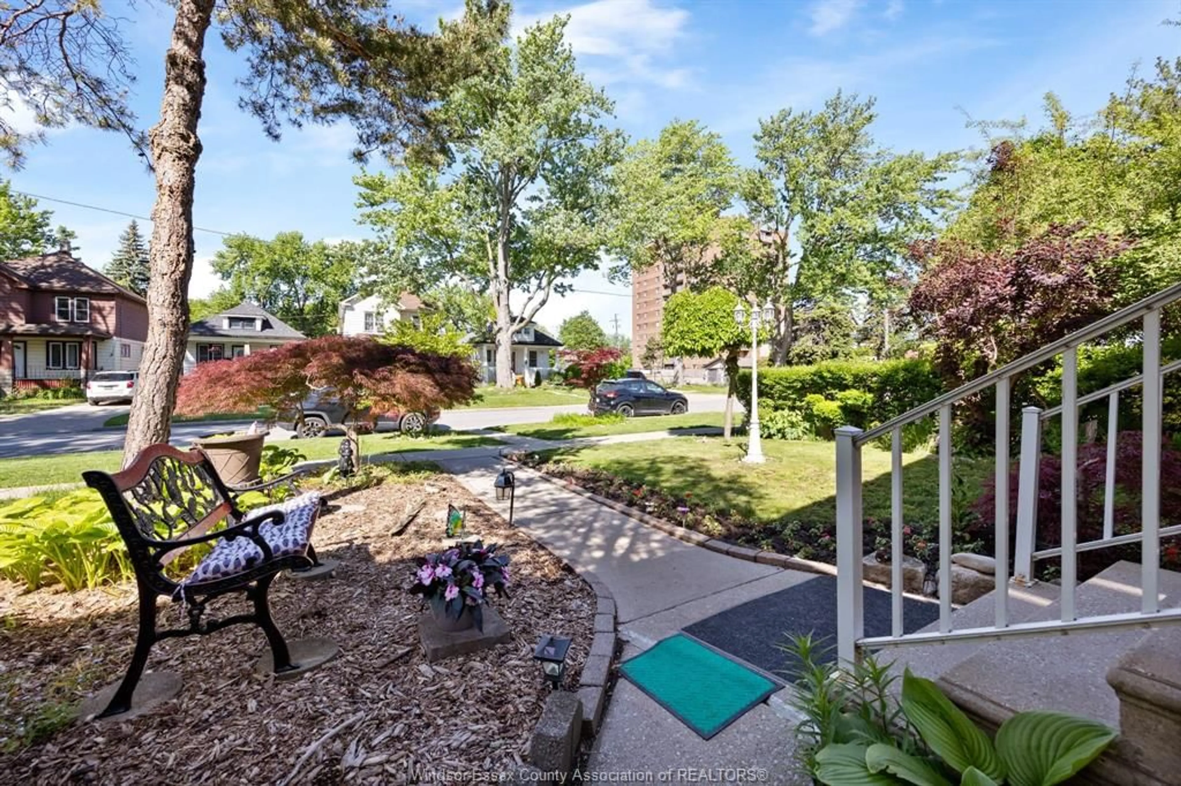 Patio, unknown for 162 CAMERON Ave, Windsor Ontario N9B 1Y6