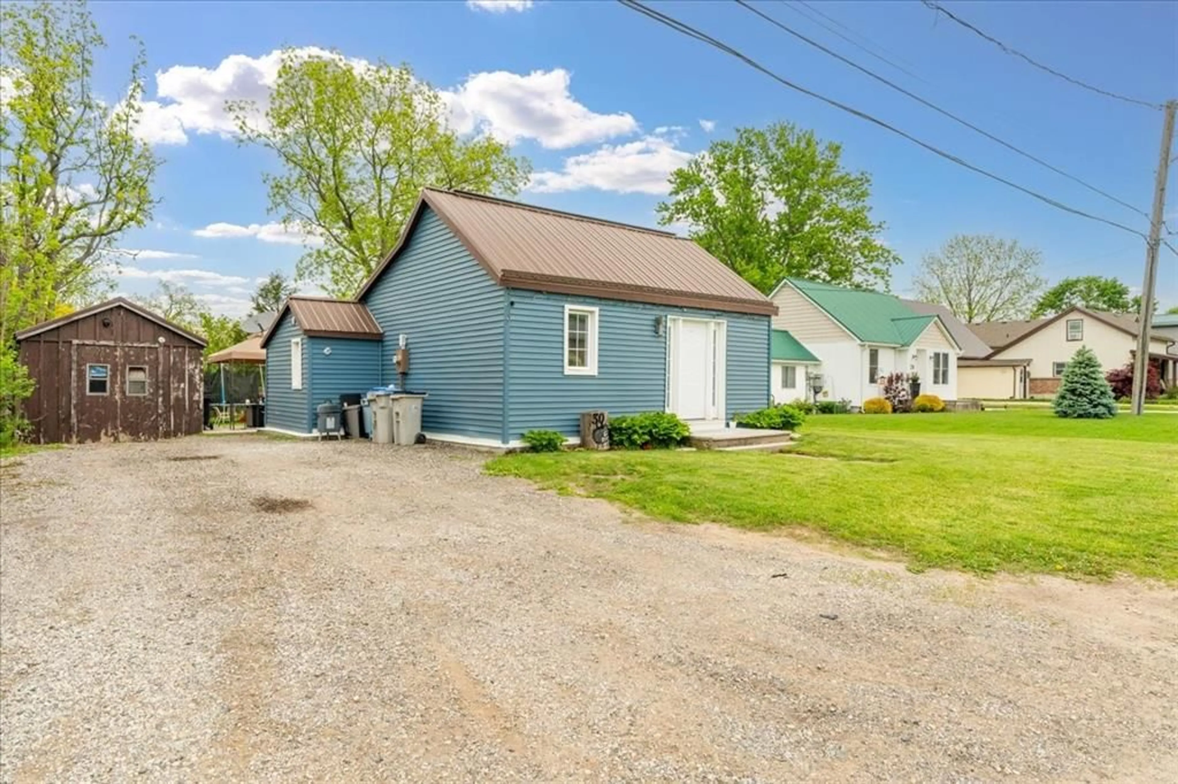 Shed for 30 QUEEN St, Lambton Shores Ontario N0N 1J0