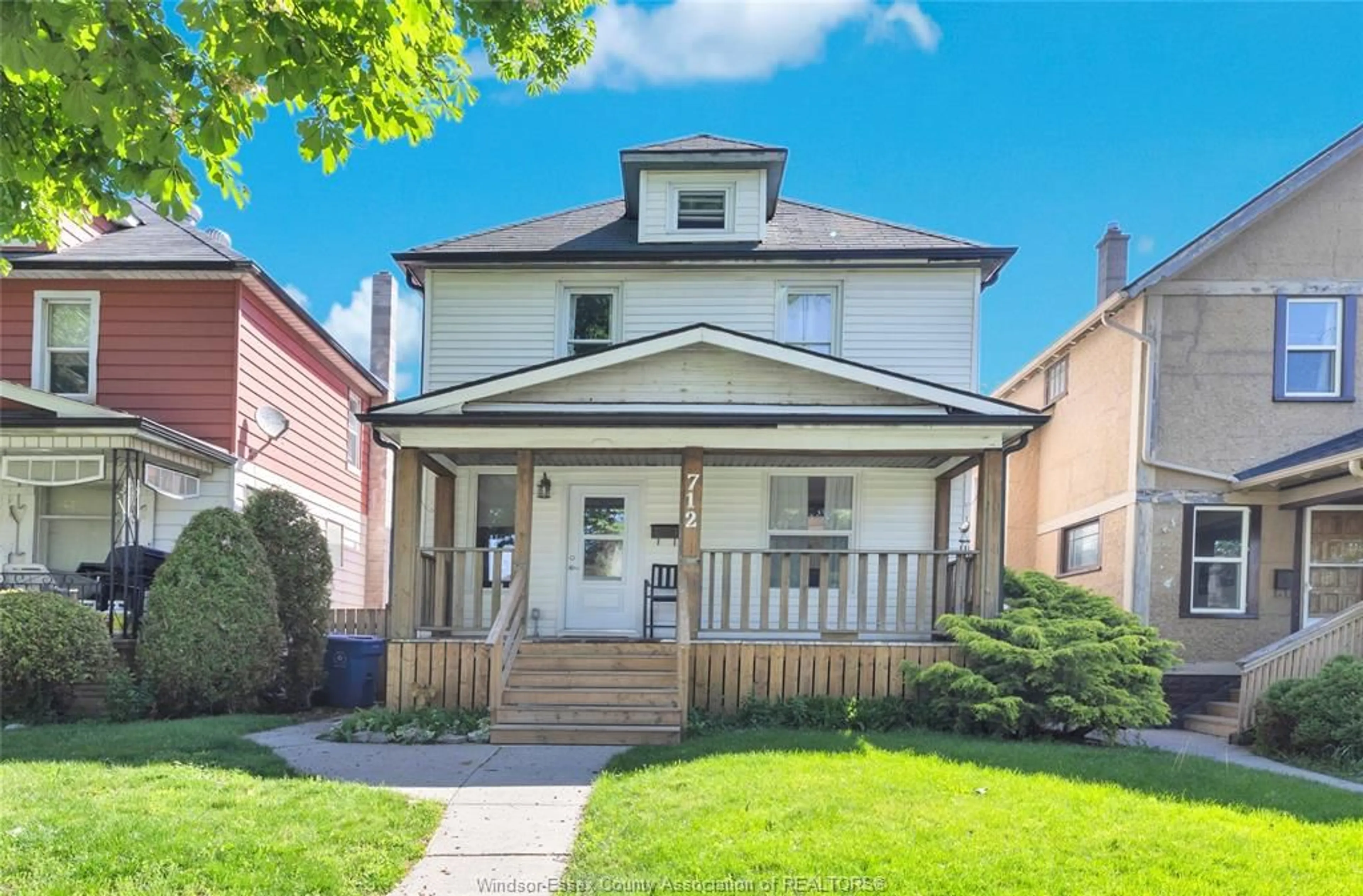 Home with brick exterior material, street for 712 GLADSTONE, Windsor Ontario N8A 2R2