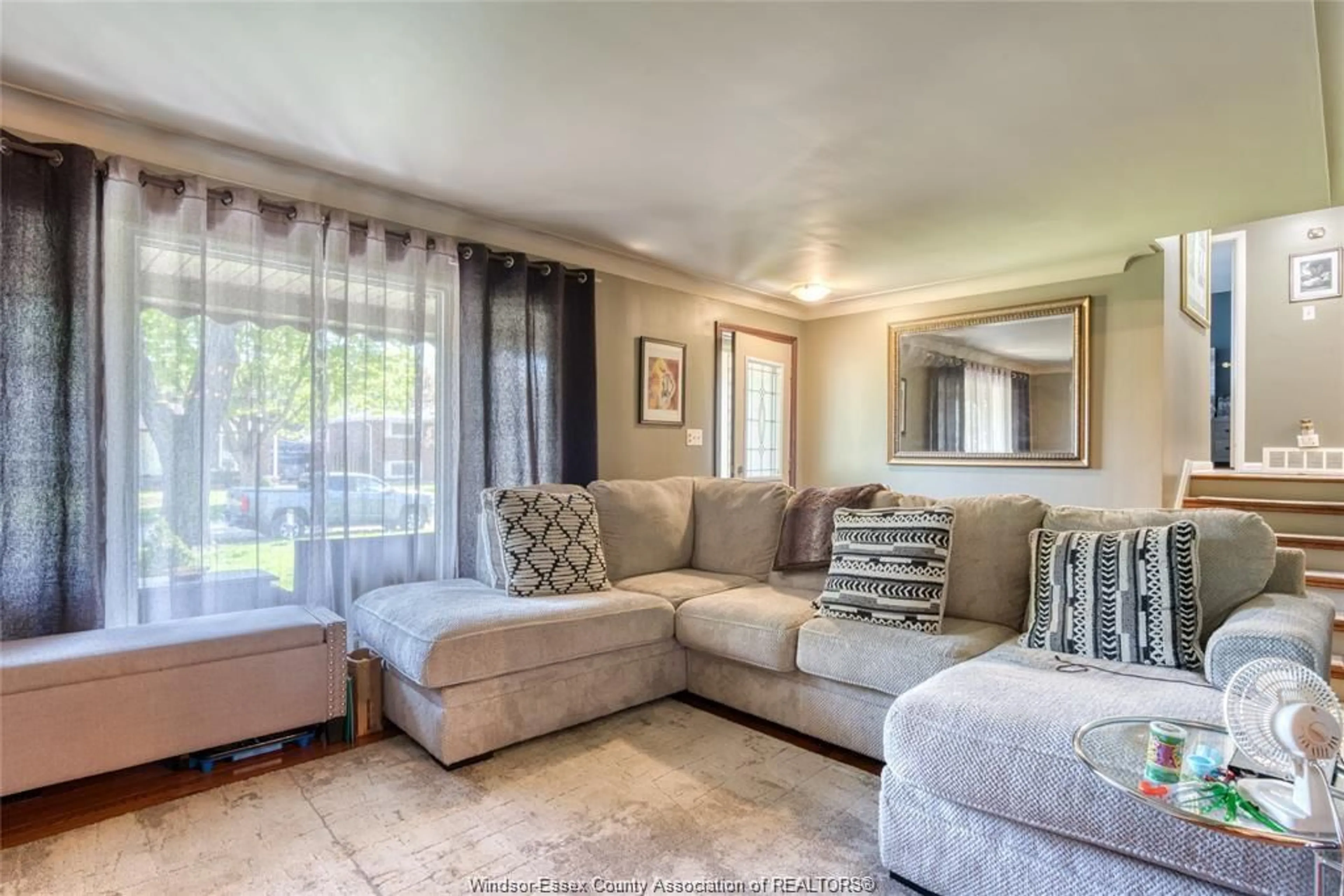 Living room with furniture, unknown for 3185 ASKIN, Windsor Ontario N9E 3J4