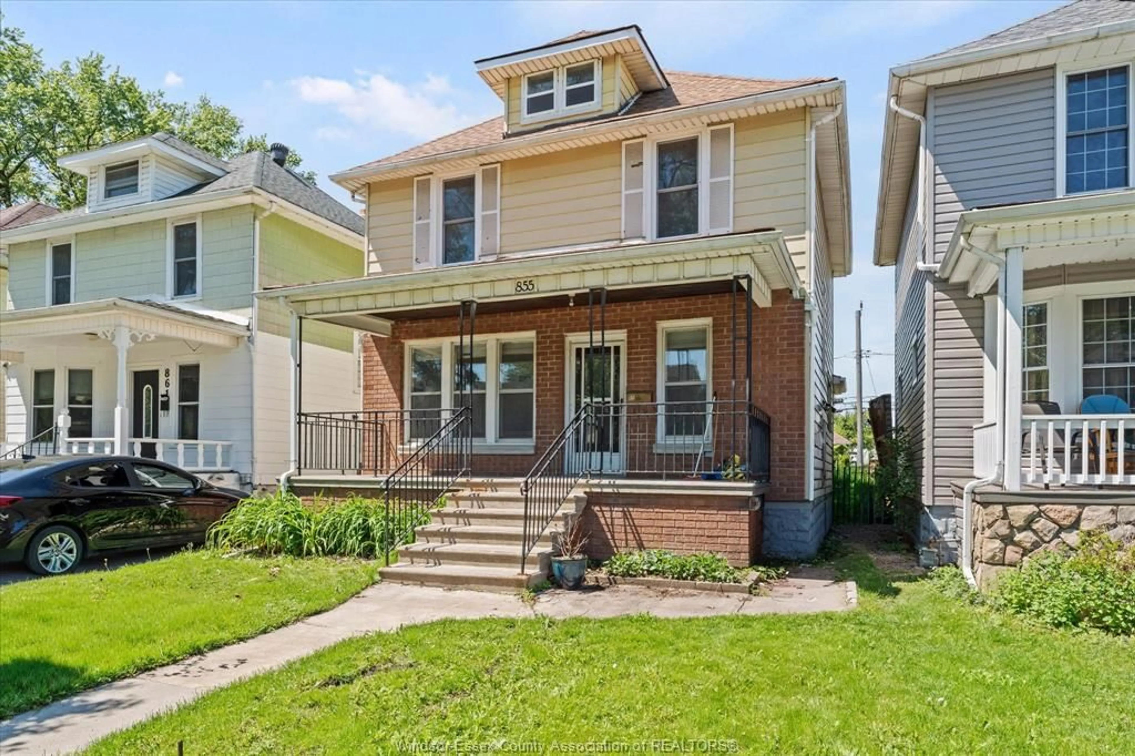 Home with brick exterior material, street for 855 HALL Ave, Windsor Ontario N9A 2M2