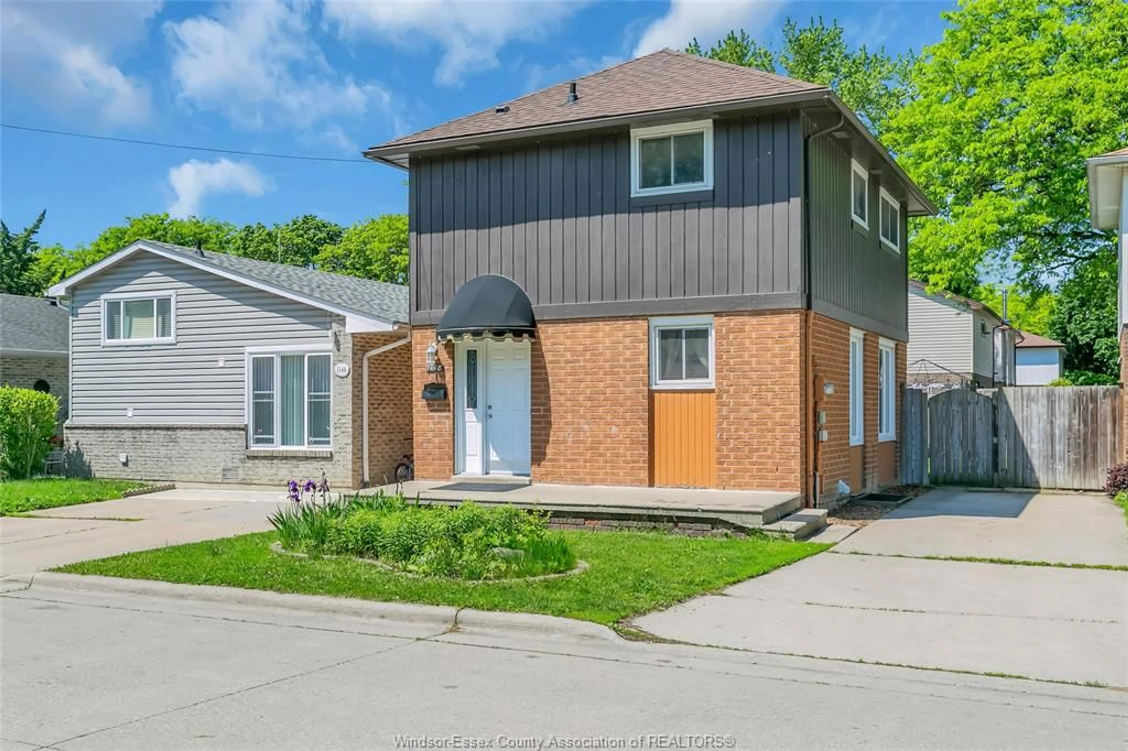 Home with brick exterior material, street for 1148 AIRE Pl, Windsor Ontario N8S 4G2