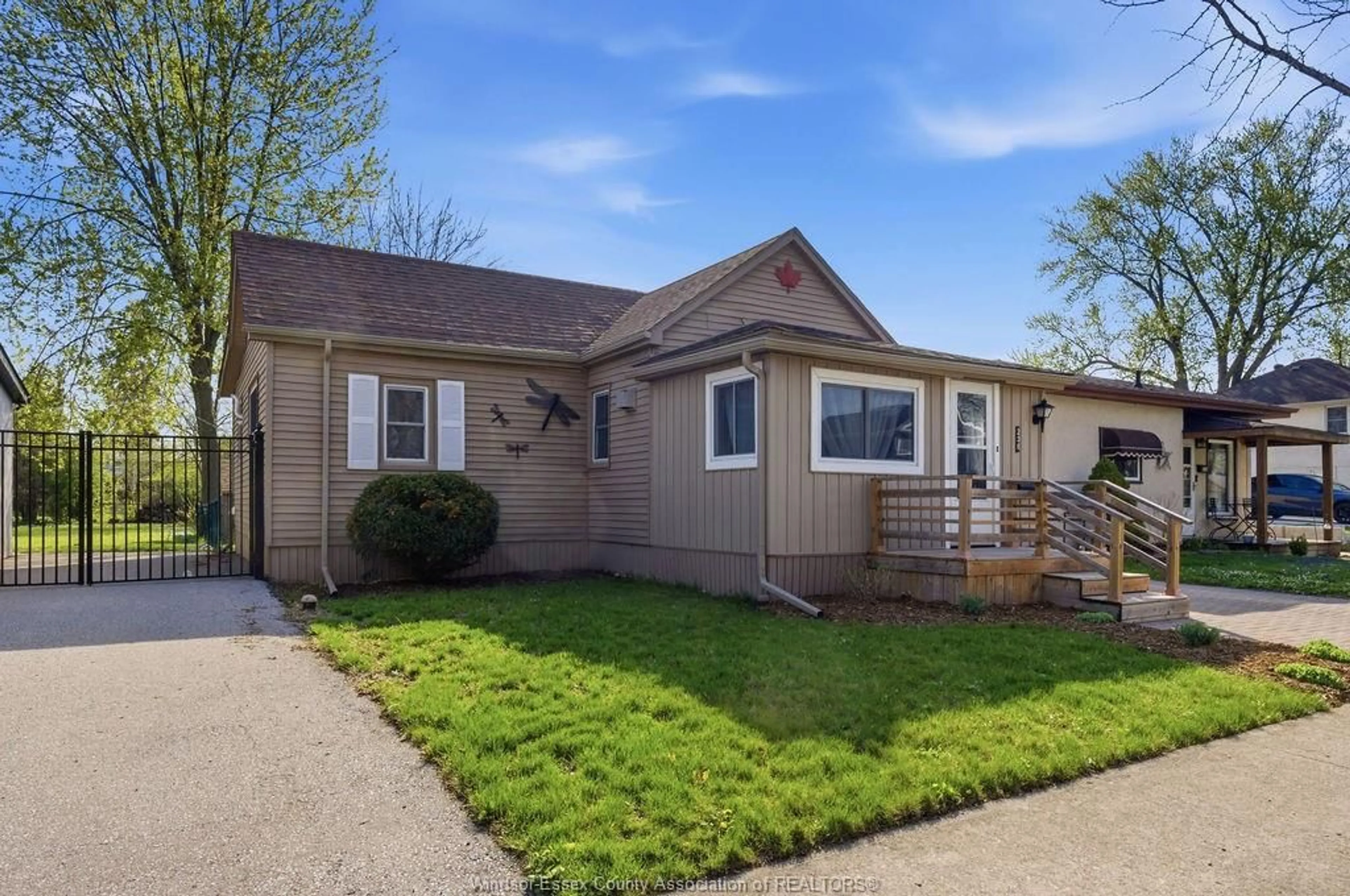 Home with vinyl exterior material, street for 236 FRANK Ave, Windsor Ontario N8S 3N8