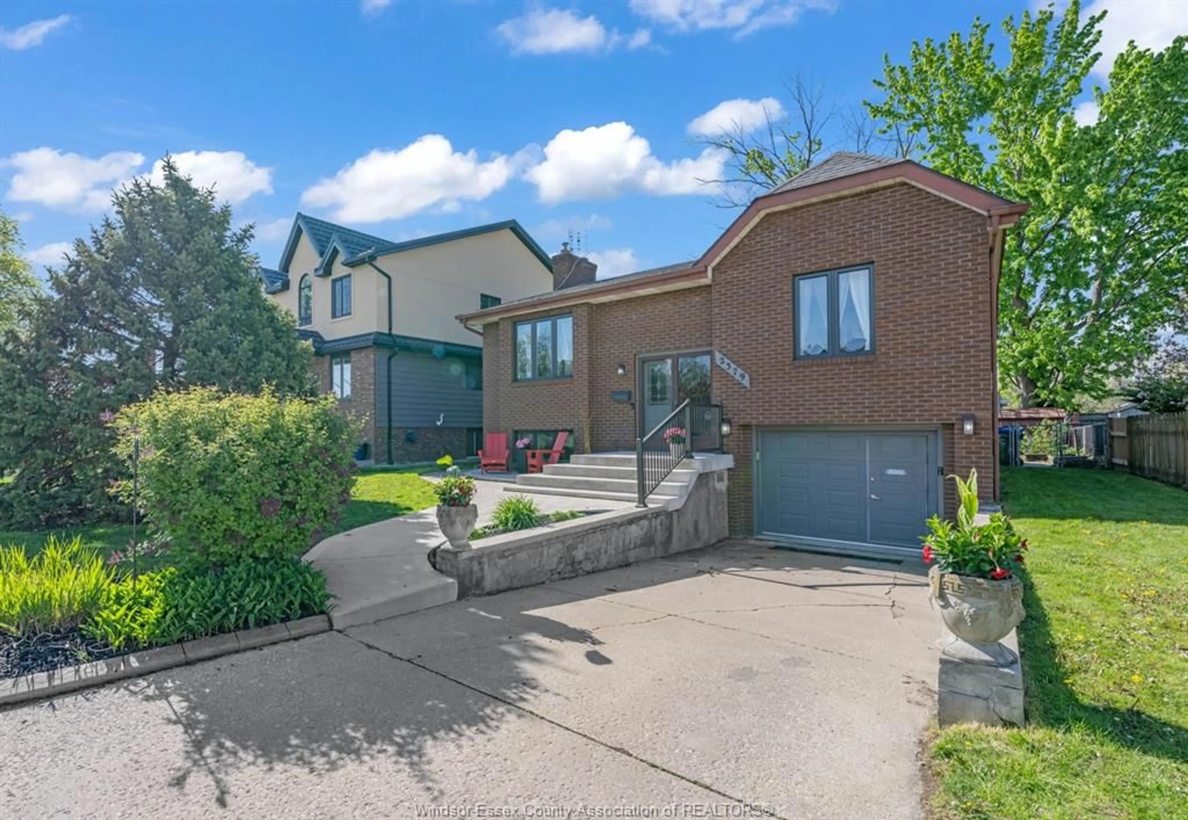 A pic from outside/outdoor area/front of a property/back of a property/a pic from drone, street for 2379 VIA VITA, Windsor Ontario N9E 4G5