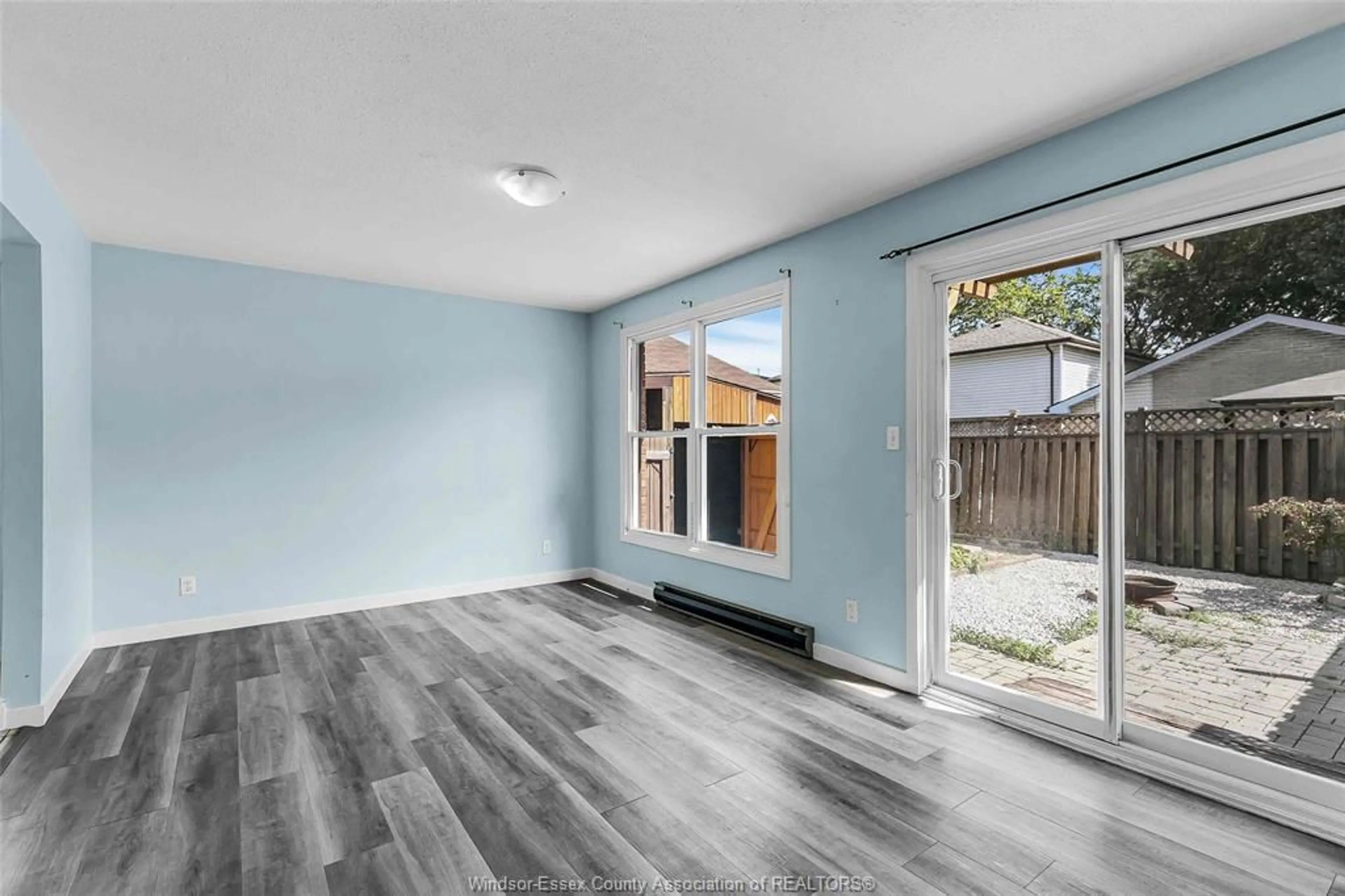 A pic of a room for 9015 COPPERFIELD Crt, Windsor Ontario N8S 4H2