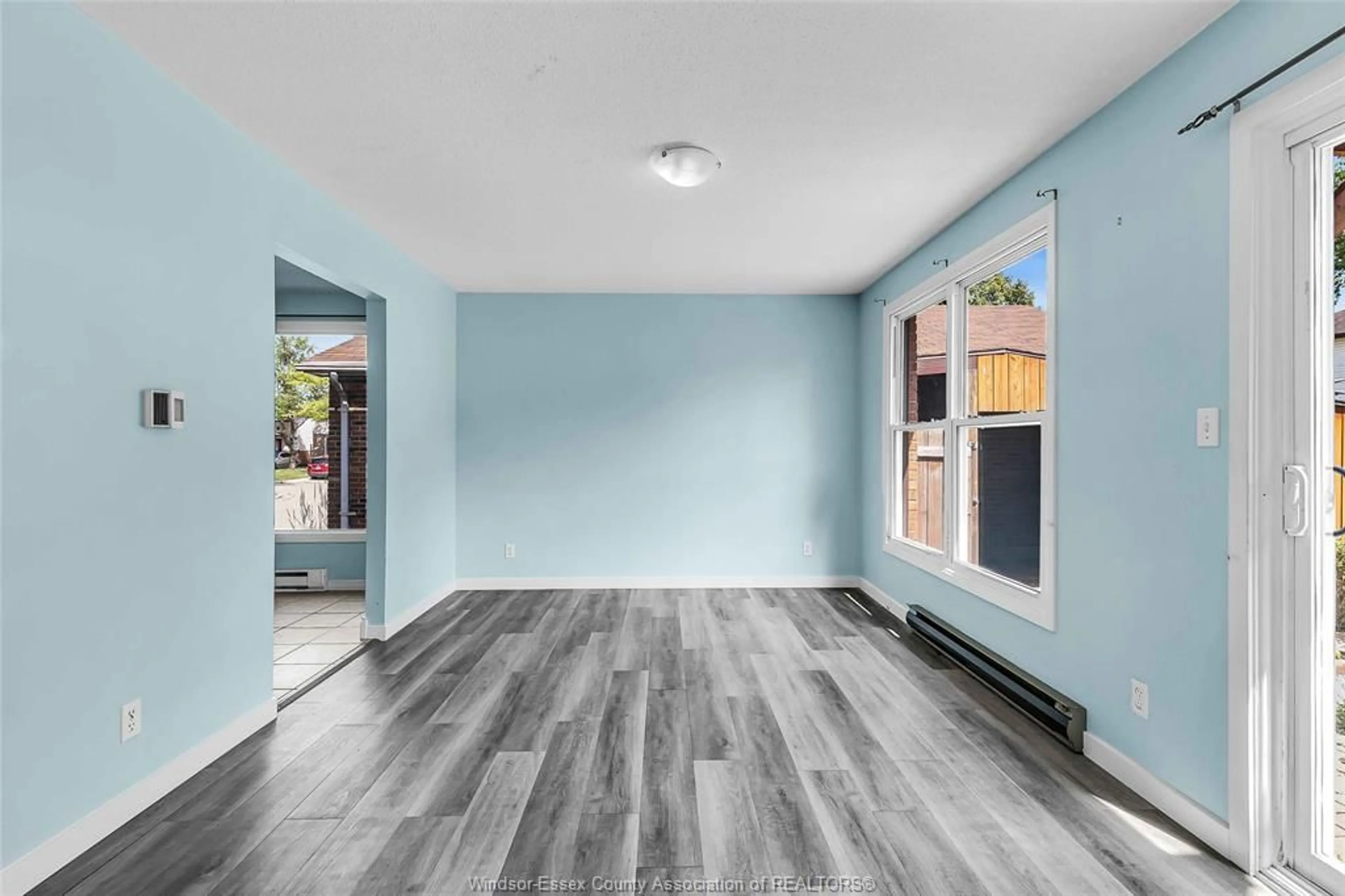 A pic of a room for 9015 COPPERFIELD Crt, Windsor Ontario N8S 4H2