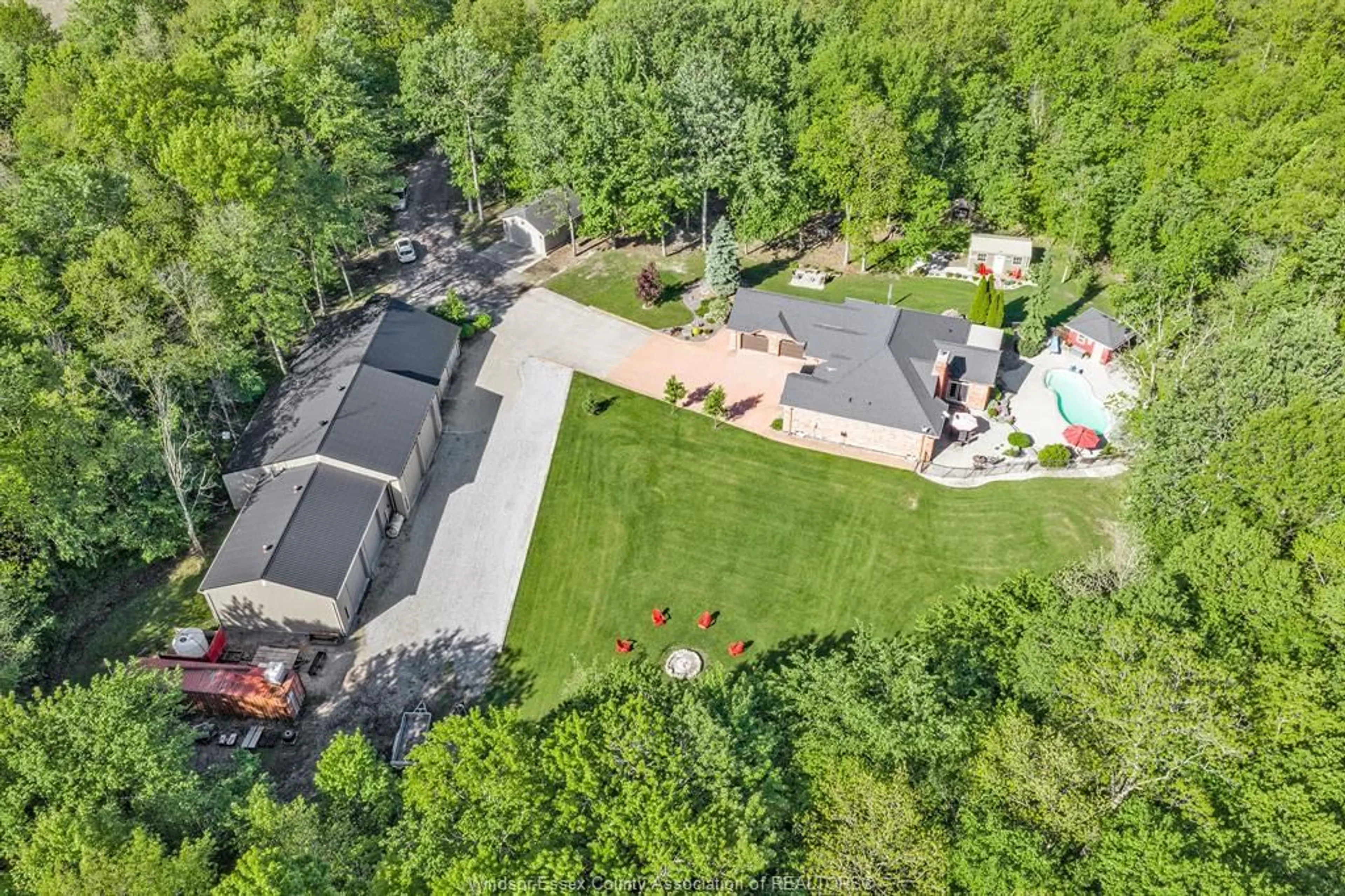 A pic from outside/outdoor area/front of a property/back of a property/a pic from drone, unknown for 1308 Finn Lane, Woodslee Ontario N8M 2X7