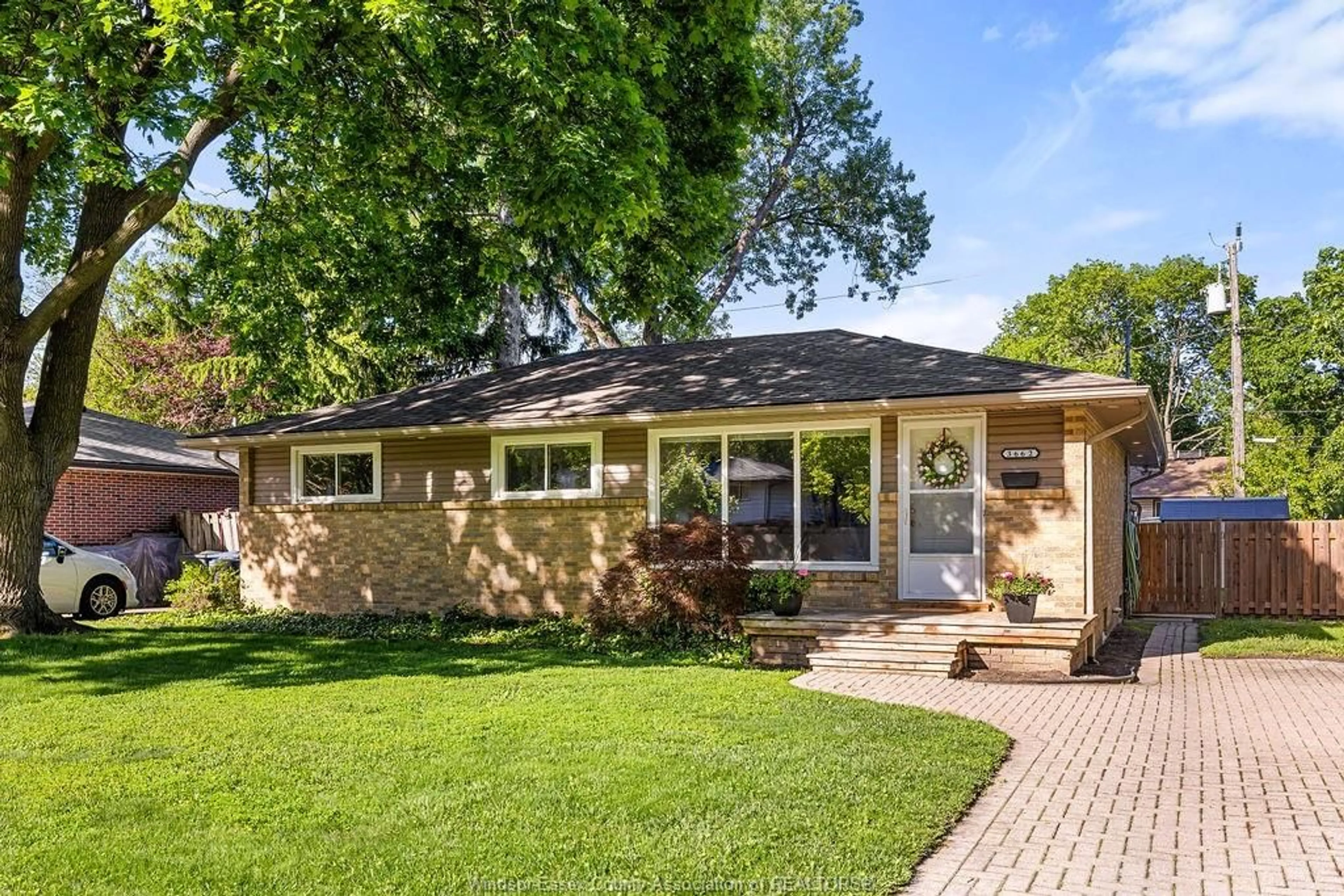 Home with brick exterior material, street for 3662 ASKIN Ave, Windsor Ontario N9E 3J9